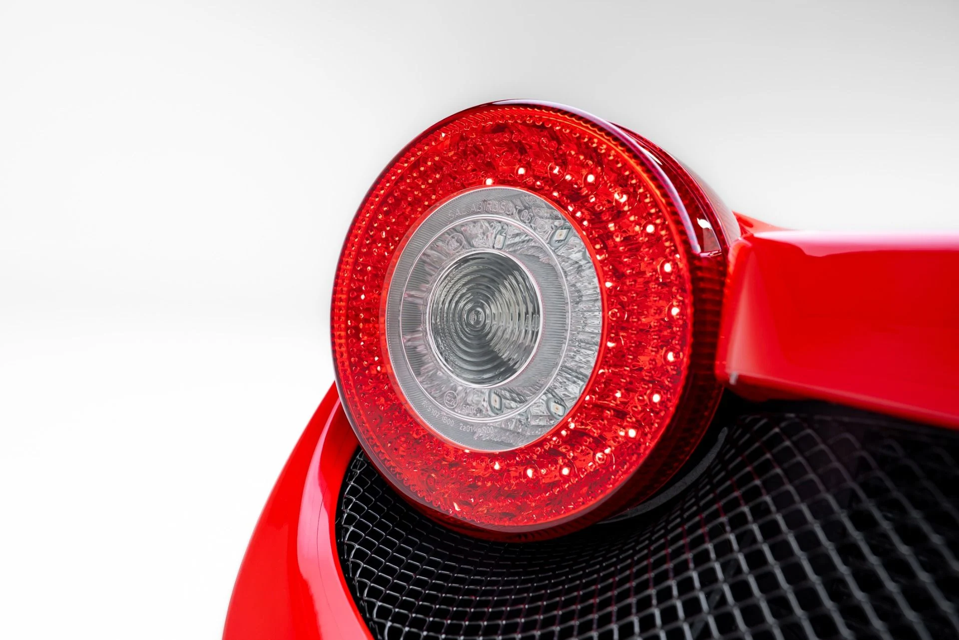 mph034_141026901_Used_2014_Ferrari_458_Spider_1778539625_6f90ff4543