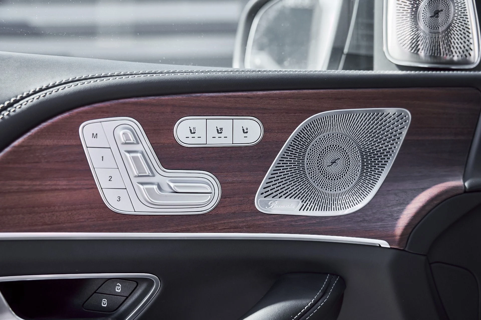 mph034_1412250608_Used_2025_Mercedes_Benz_GLS_Maybach_GLS_600_1771467907_4fbc9c5bd3