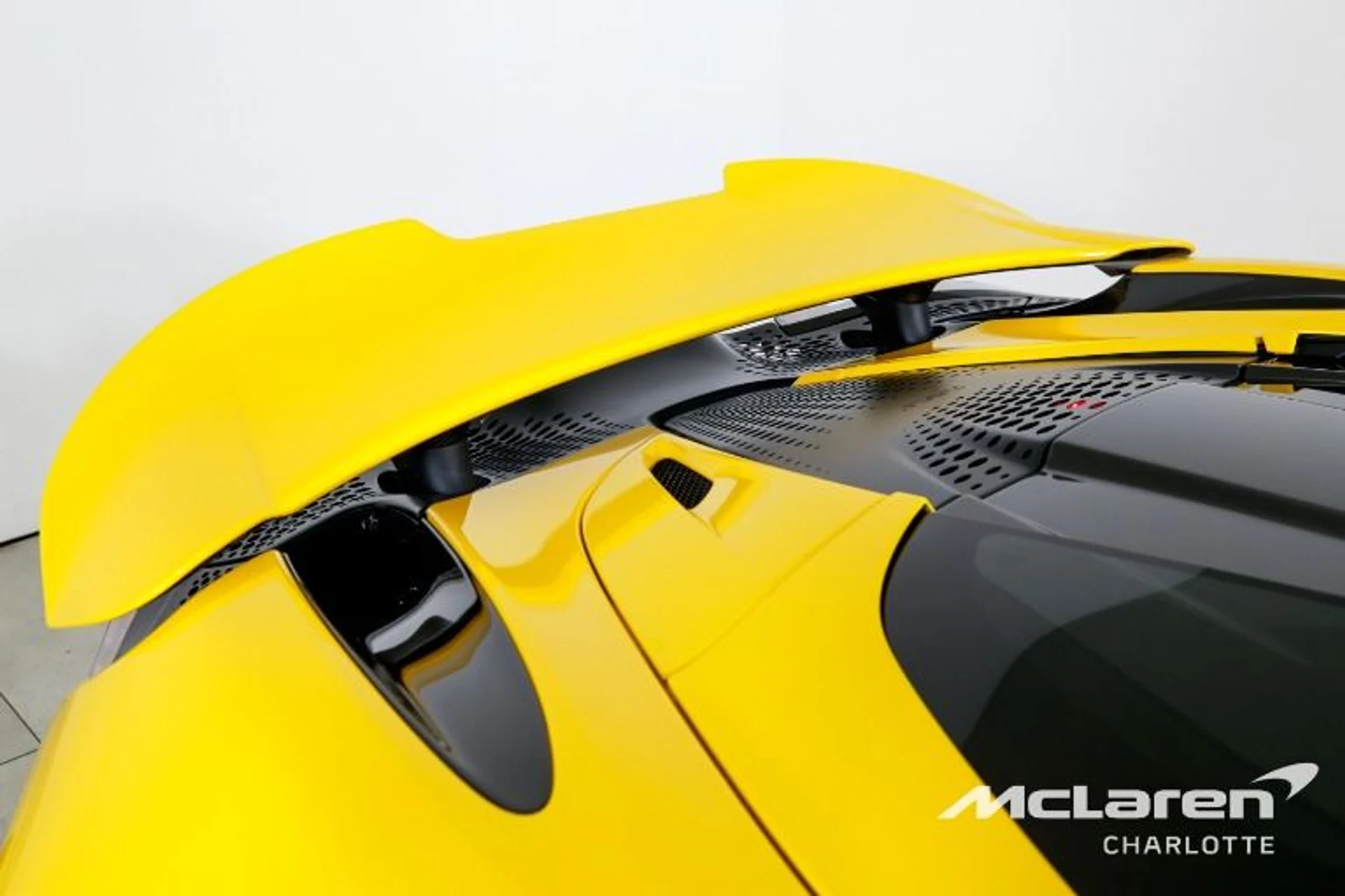 mph034_1415173019_Used_2022_Mc_Laren_765_LT_Spider_9c681b61ae