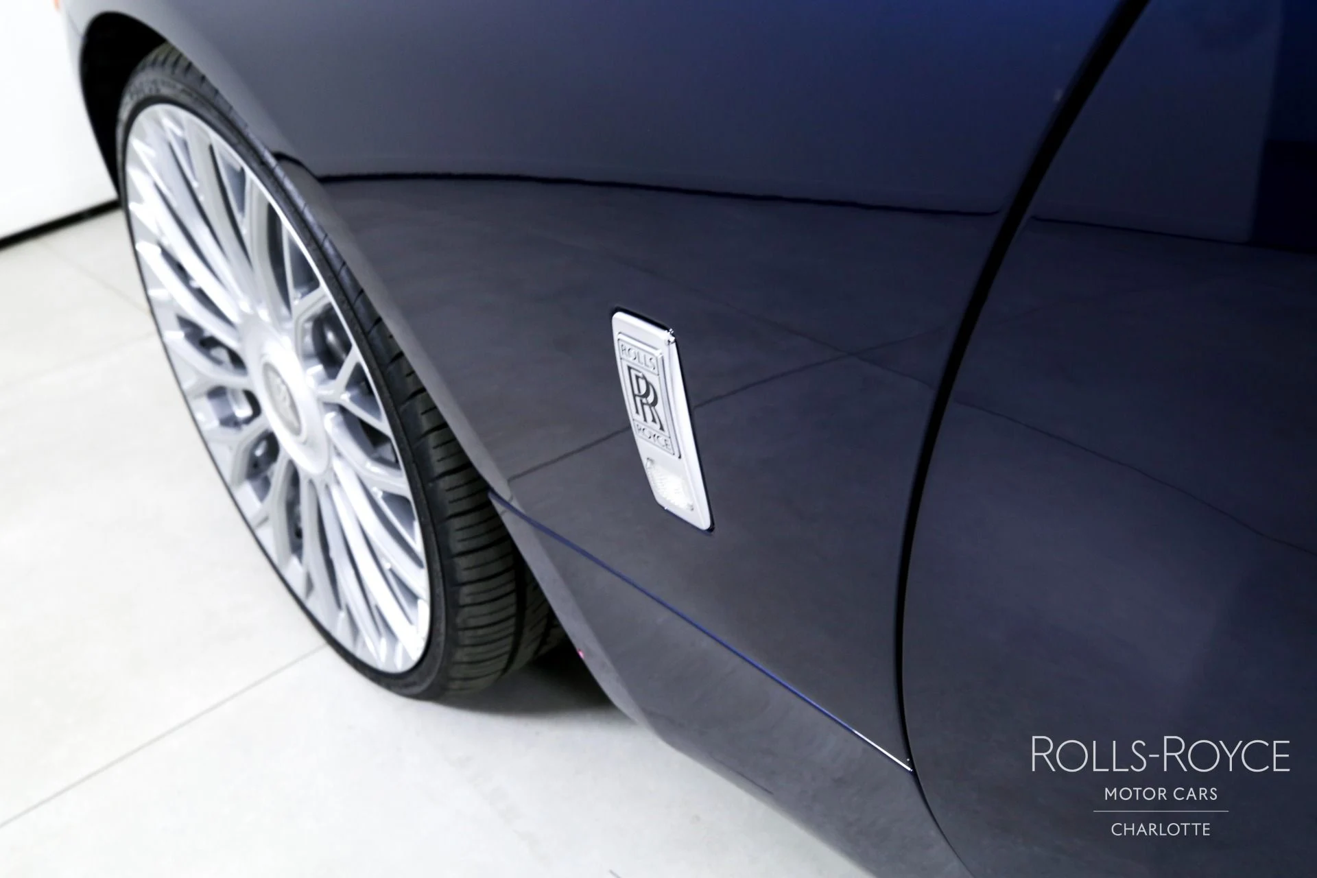 mph034_1415515052_Used_2019_Rolls_Royce_Wraith_1743453383_d35d766eff