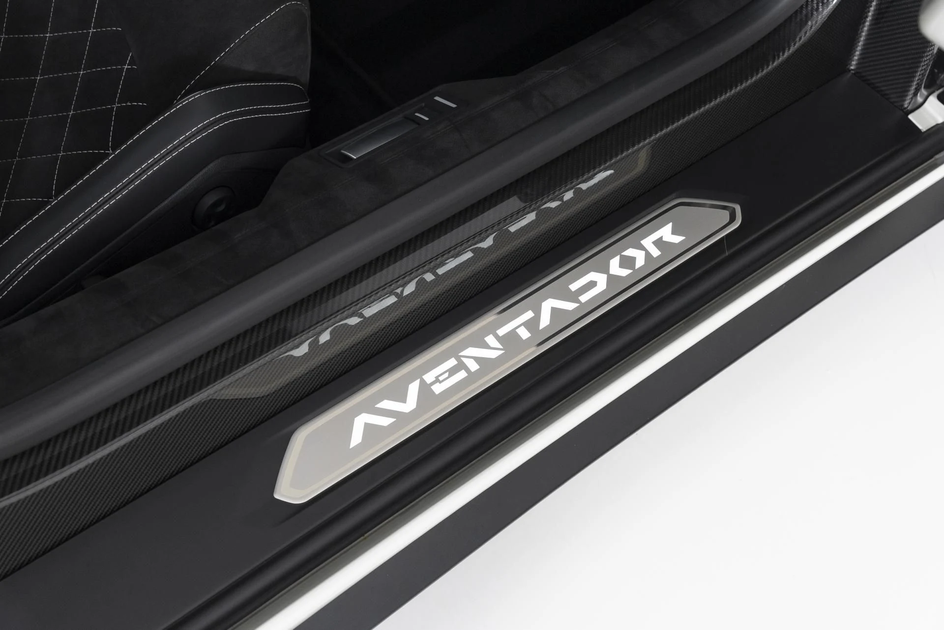 mph034_1419858560_Used_2018_Lamborghini_Aventador_LP_740_4_S_1752175782_0a23c2d60b