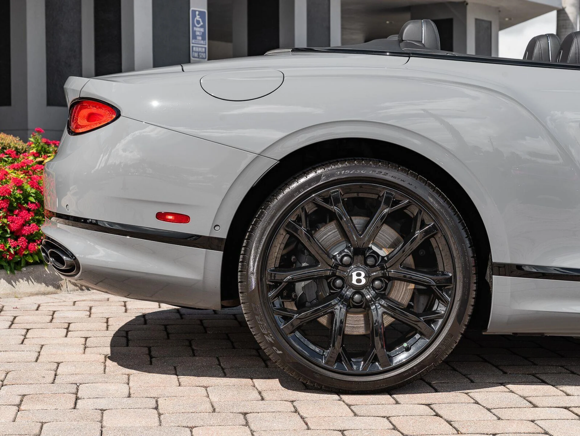 mph034_1425017952_Used_2023_Bentley_Continental_GTC_S_V8_1793214135_c69745ddfa