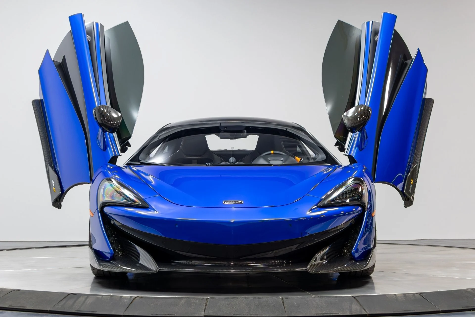 mph034_1428427137_Used_2019_Mc_Laren_600_LT_Base_1785769323_7bbb08cdc5