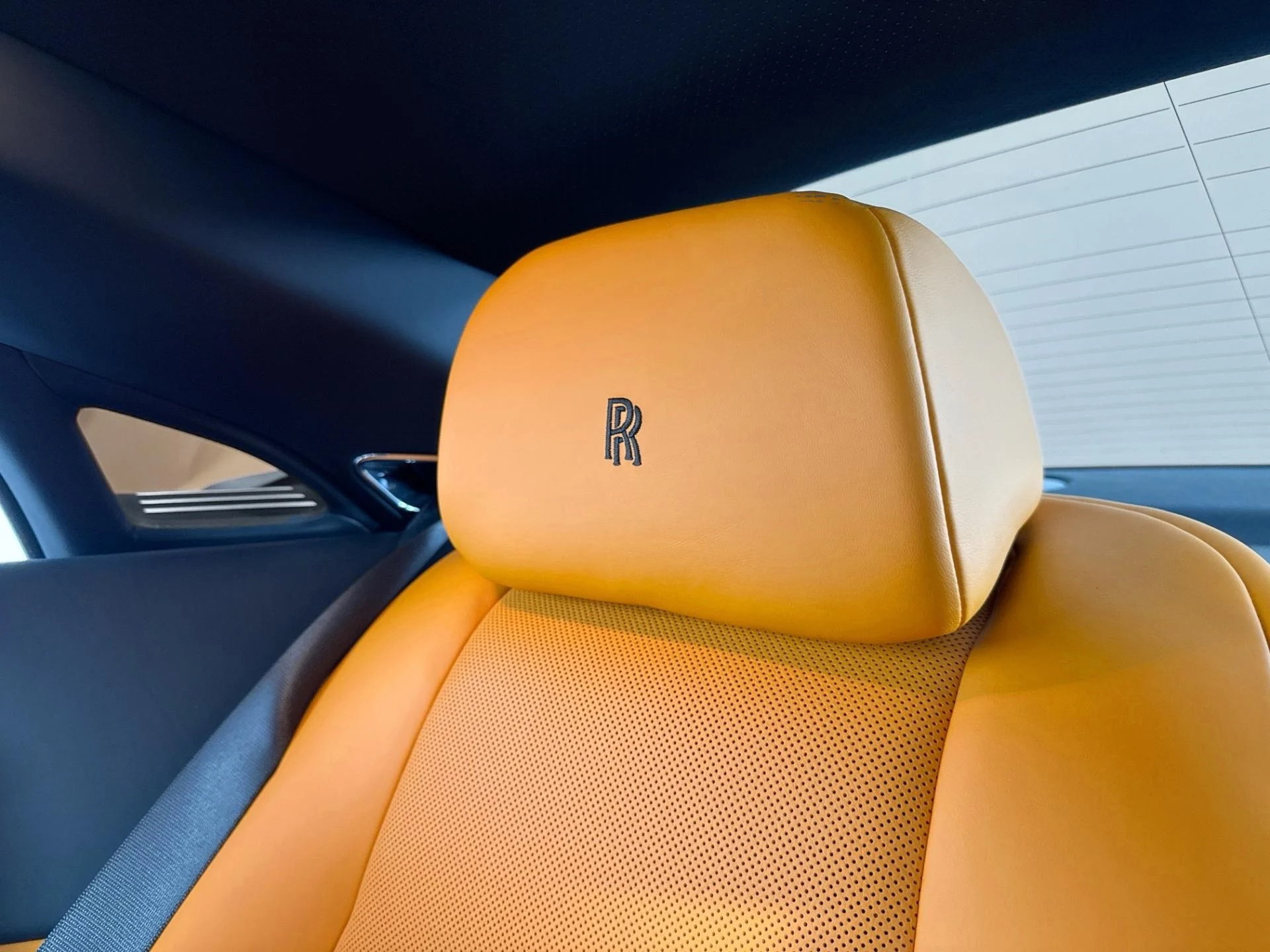 mph034_1466108398_Used_2021_Rolls_Royce_Wraith_1783366761_9a787949e3