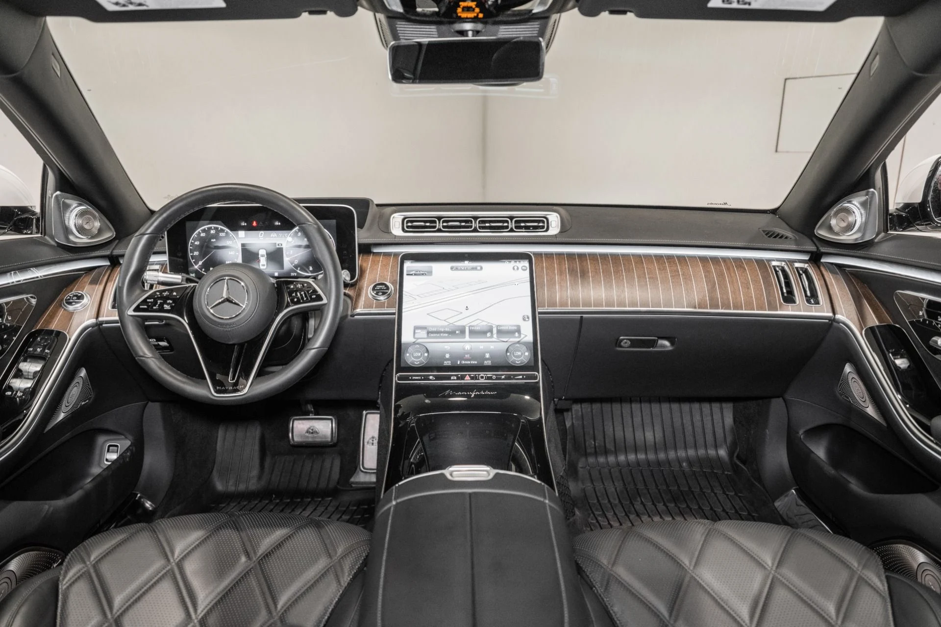 mph034_1467810328_Used_2023_Mercedes_Benz_S_Class_Maybach_S_680_1786120243_c71ff3daca