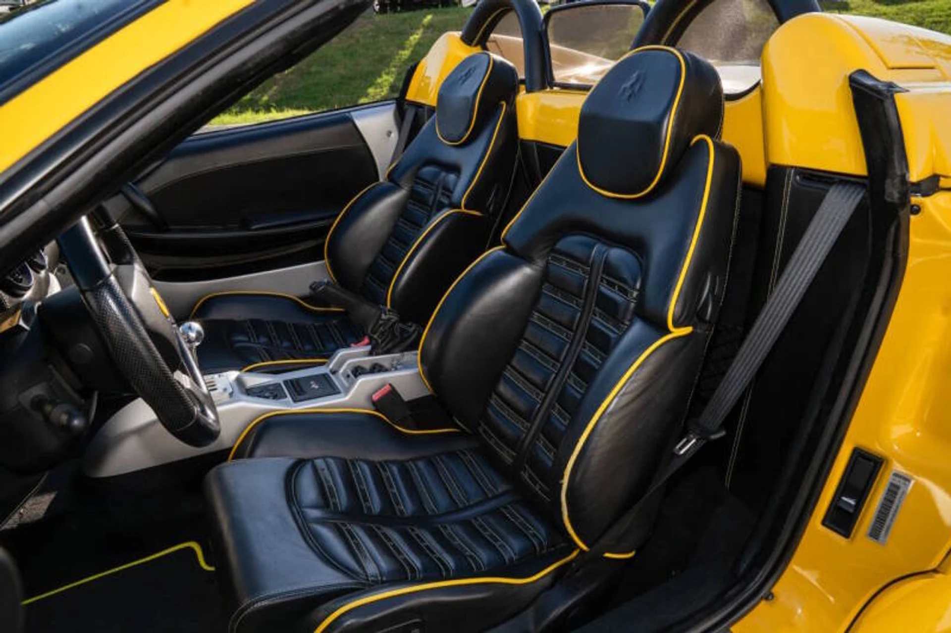 mph034_1488104038_2002_ferrari_360_spider_base_2dr_convertible_4bbe574c34