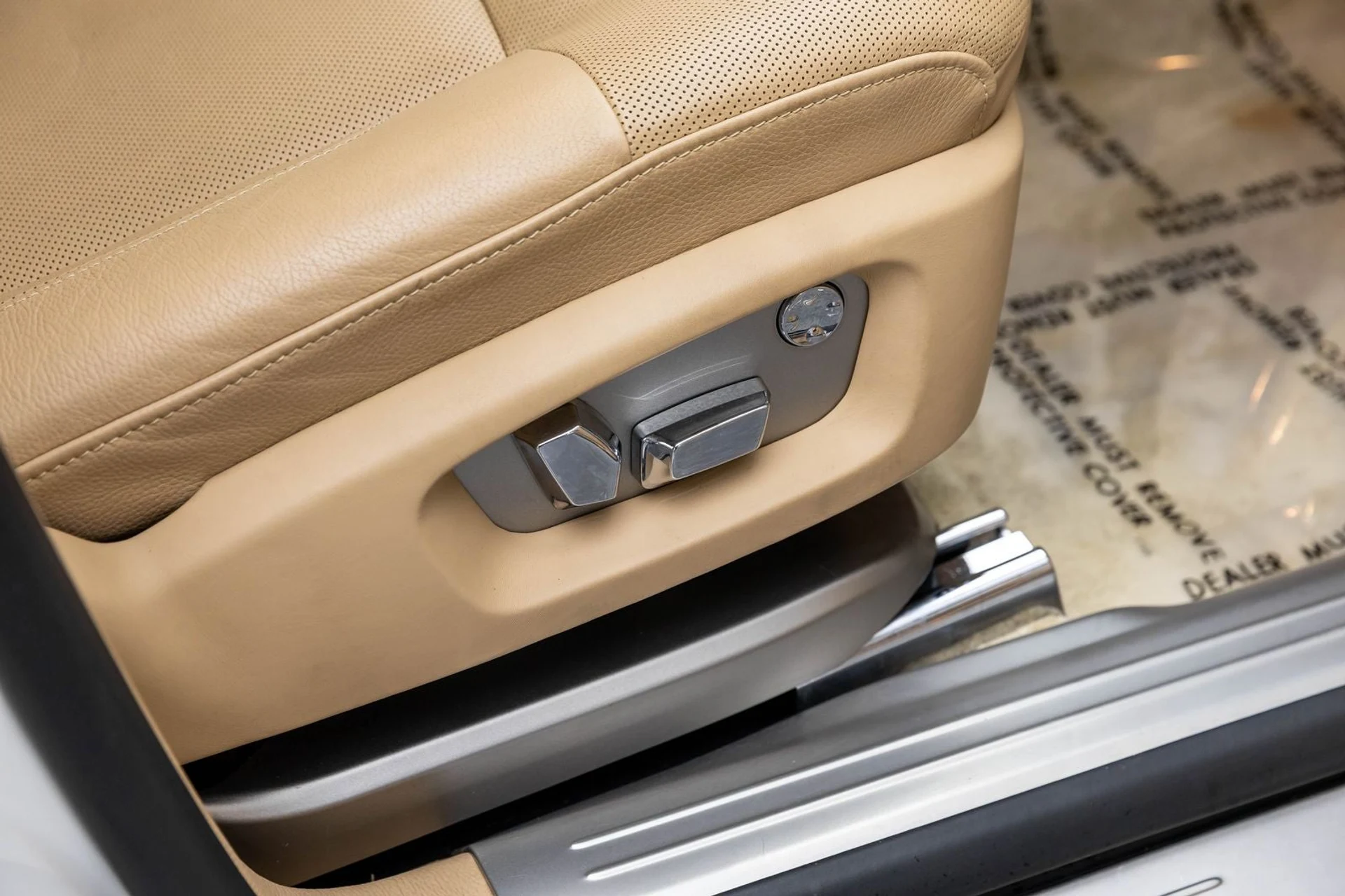 mph034_149579466_35_2fe725eab3