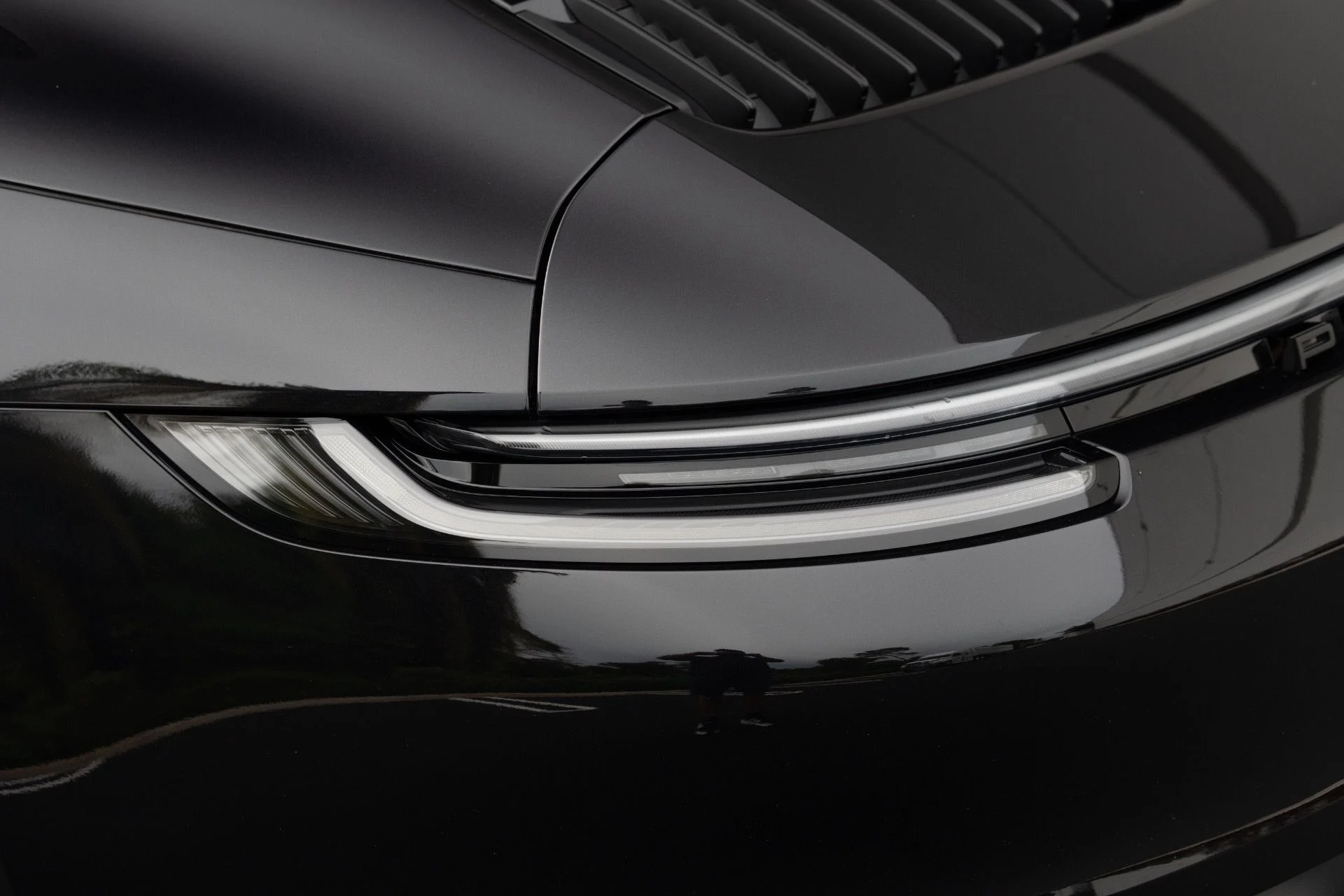 mph034_1505810114_Used_2024_Porsche_911_Targa_4_GTS_1758664261_c8d7a5f0bb