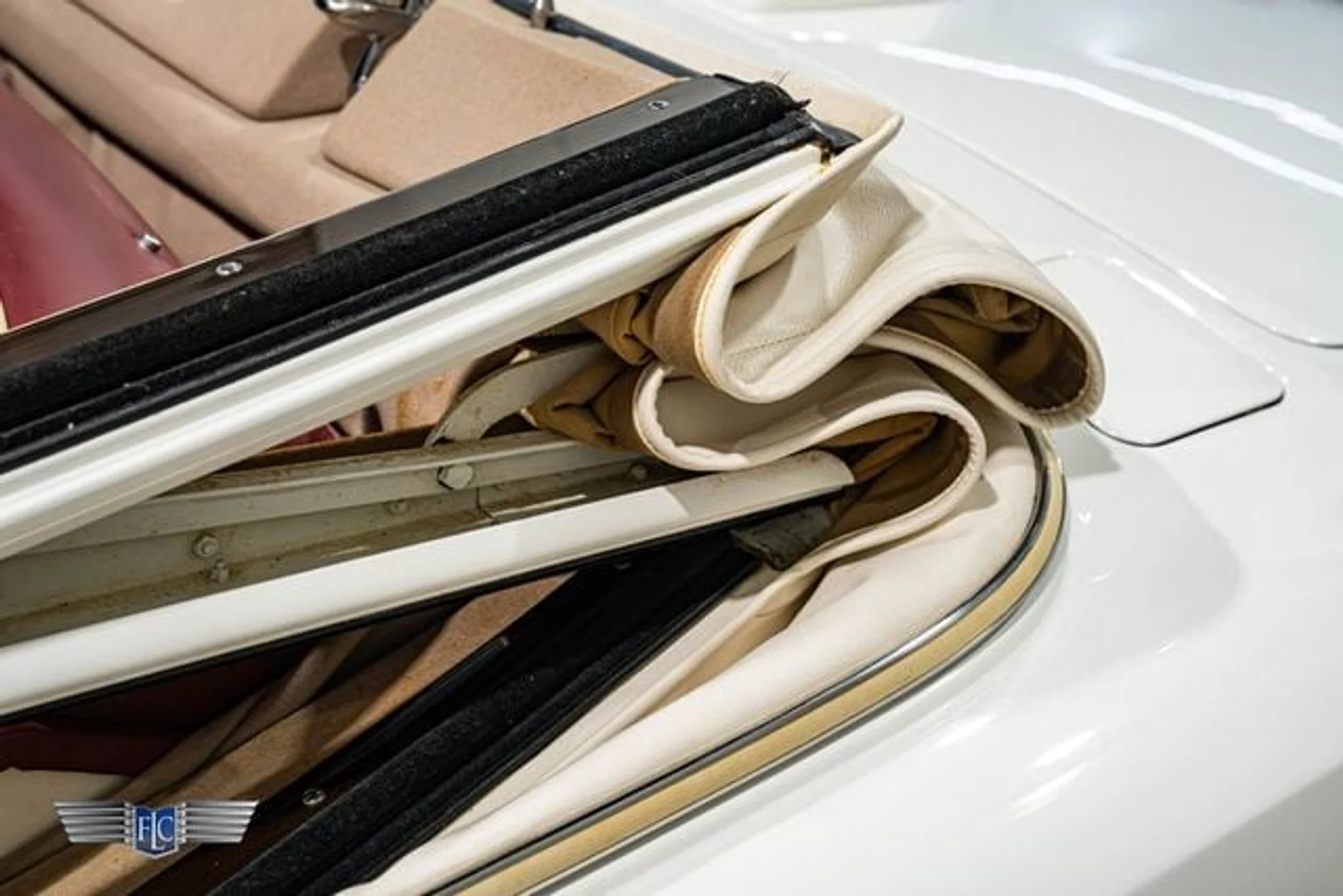 mph034_1511557953_used_1988_rolls_royce_corniche_cv_9689_23071252_39_640_3b8a1b3ba8