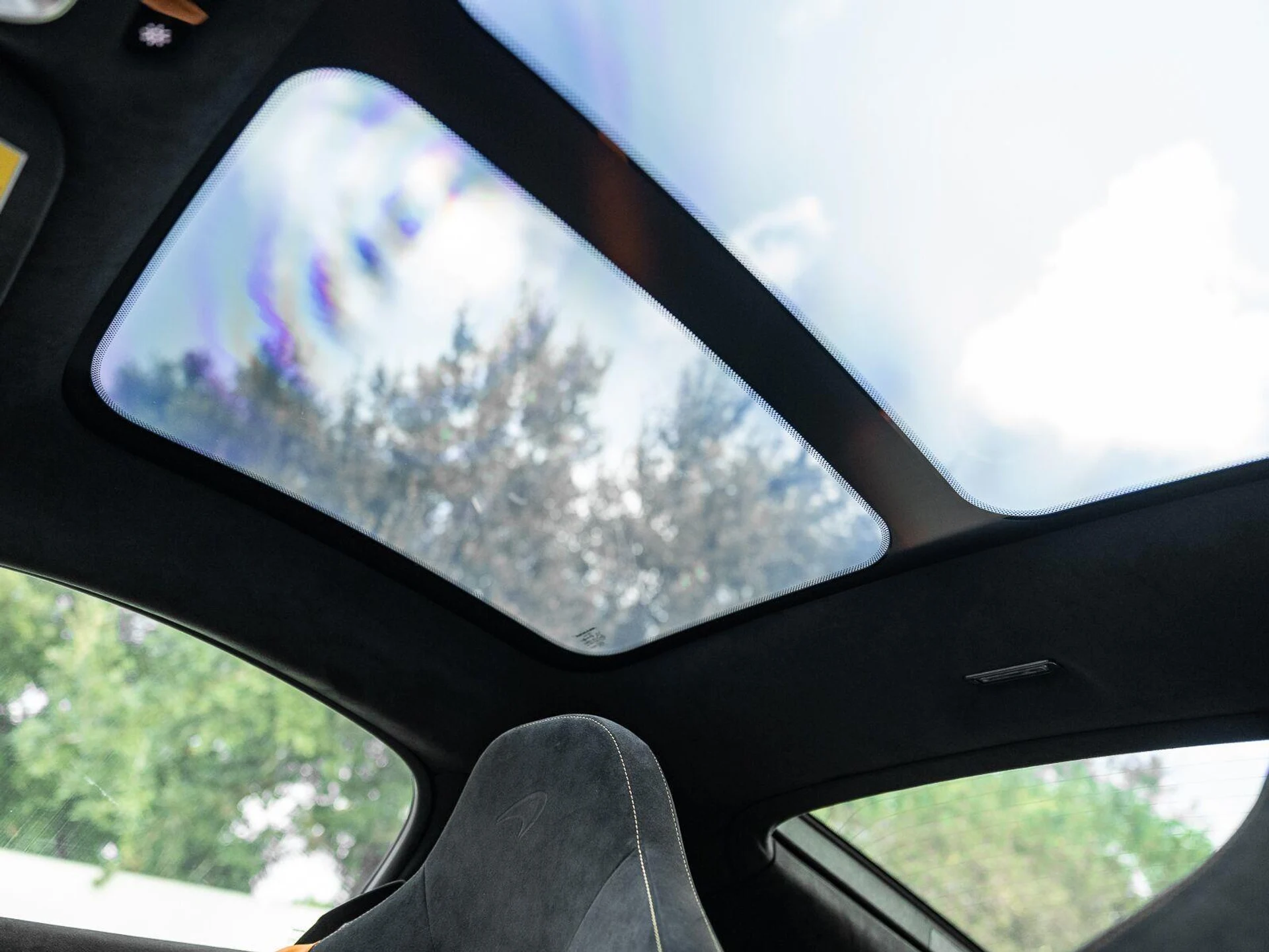 mph034_1515519810_Used_2019_Mc_Laren_570_GT_Coupe_1785532152_5d0b4c47ea