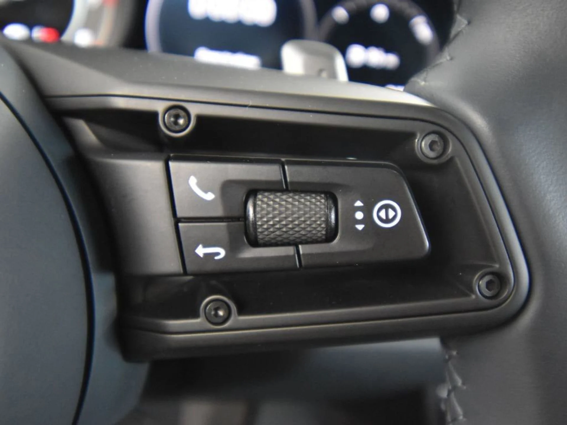 mph034_1516555124_b5e73fd02142da250696a2746e1f37ecx_b070e0708b