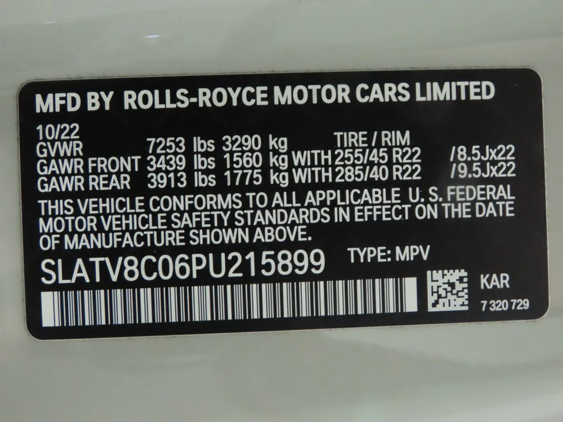 mph034_1518283365_used_2023_rolls_royce_cullinan_blackbadgesportutility_8119_22957248_35_1024_9fdafd4811