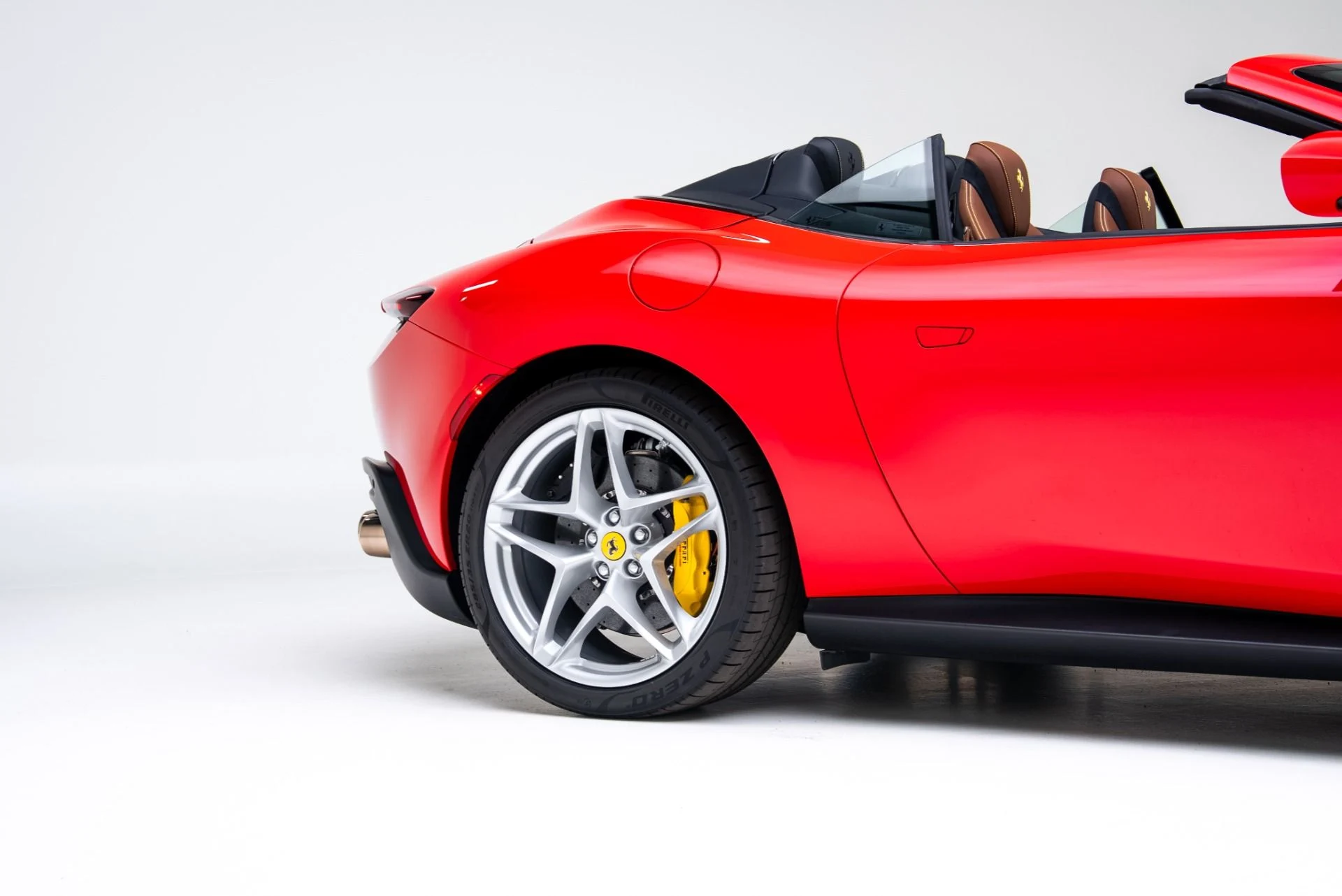 mph034_1525868290_Used_2025_Ferrari_Roma_Spider_1769719564_52e4d8859d