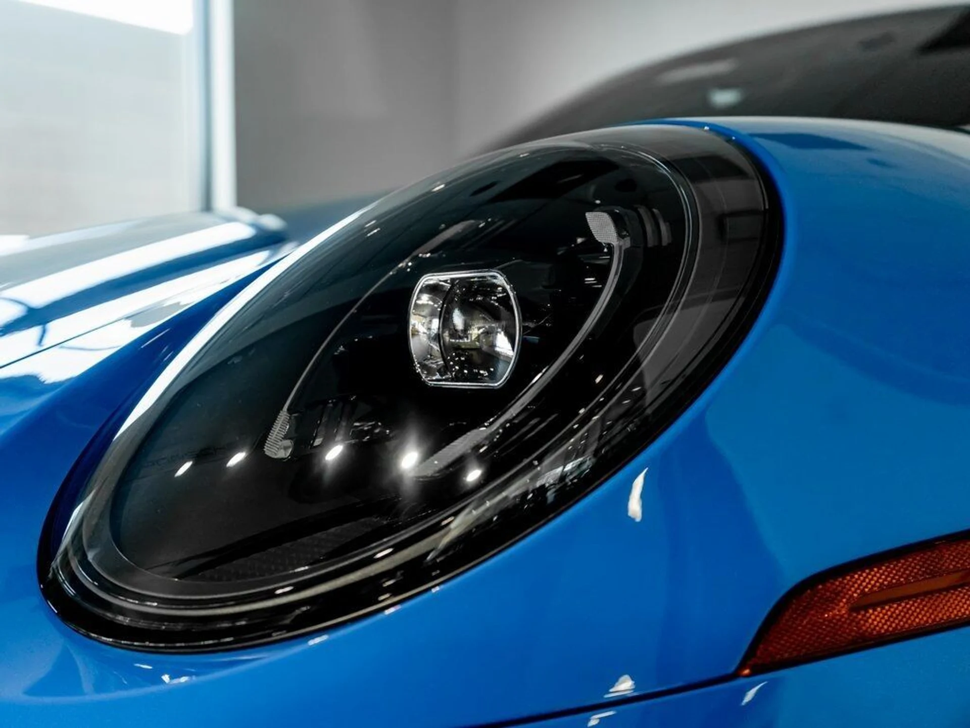 mph034_1526225501_6af06788bcc18949f357c57339e2bd54_bd53e85648