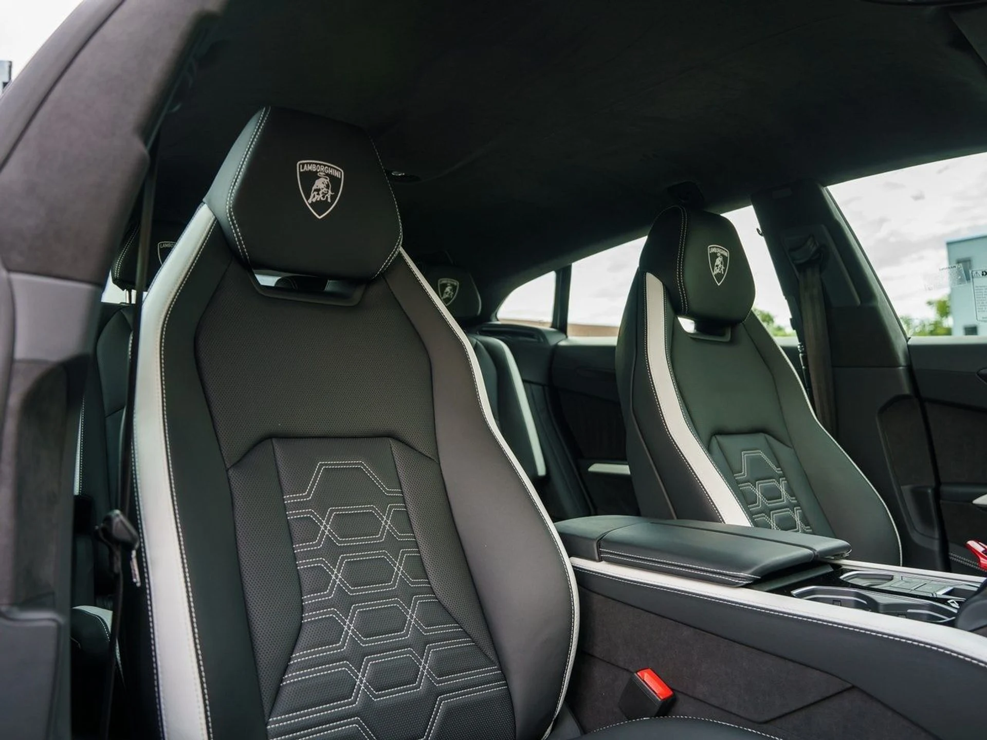 mph034_1529015029_2fdfe61a9ed21e9049964a981ba1d6d5x_a076a8de9a