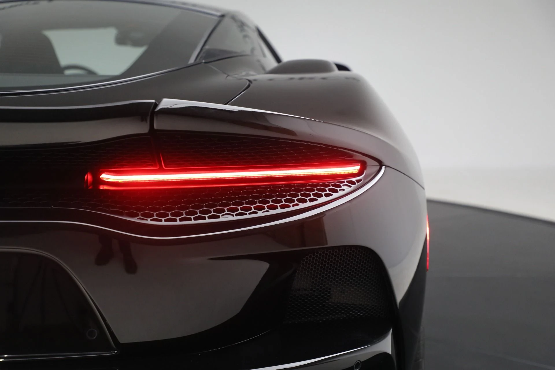 mph034_1533243346_New_2025_Mc_Laren_GTS_Tech_Lux_22bd870656