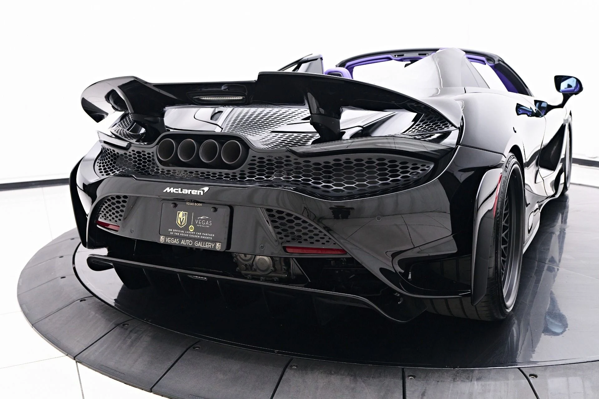 mph034_1543269386_Used_2022_Mc_Laren_765_LT_Base_1753480618_7acf24f495