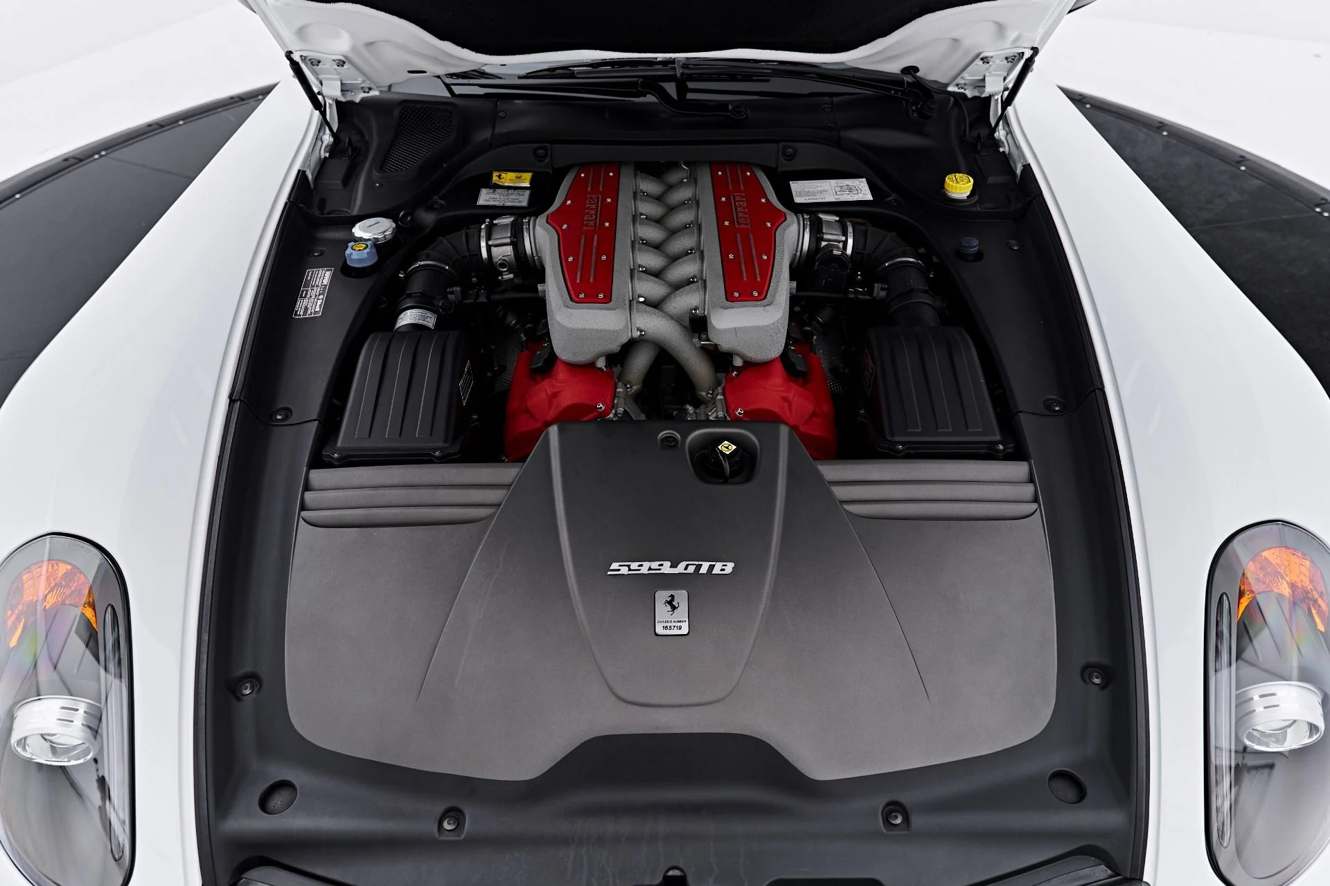 mph034_1543666845_Used_2009_Ferrari_599_GTB_Fiorano_1790619510_67a6aac3fa