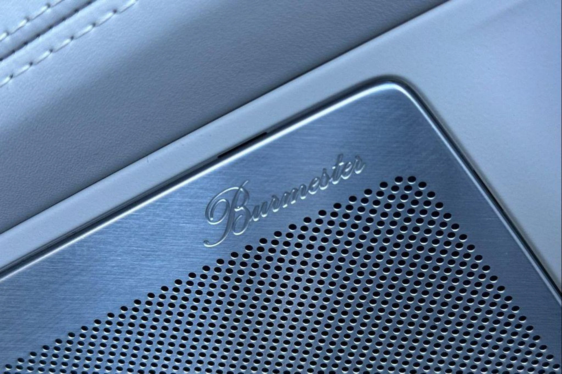 mph034_1550314622_V5_UYU_8o_Ksks_II_3_Yh2m_WO_Ue3w_J4_A_19ed316a99