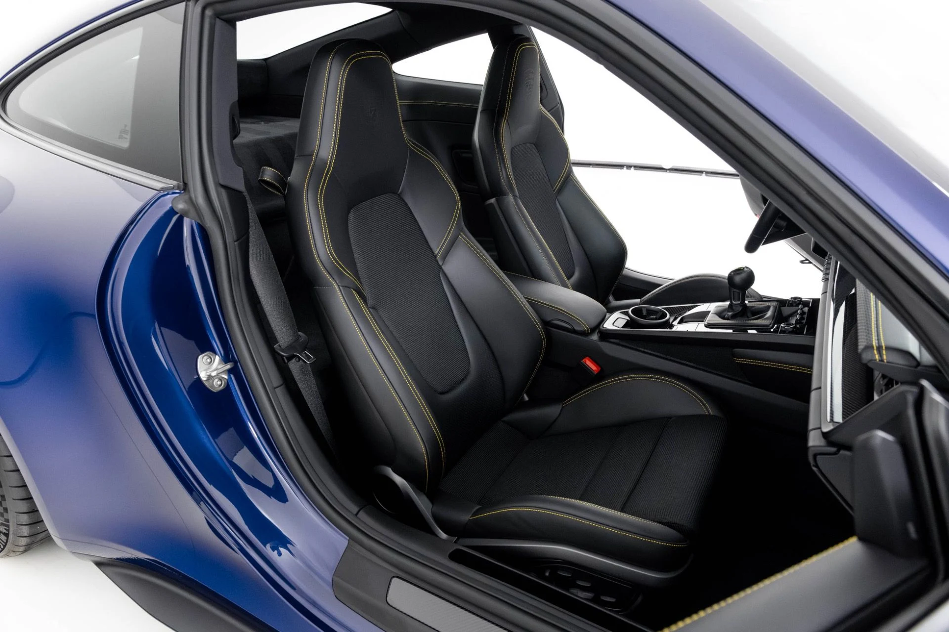 mph034_1558384853_Used_2022_Porsche_911_GT_3_Touring_1764706401_28caf77d81