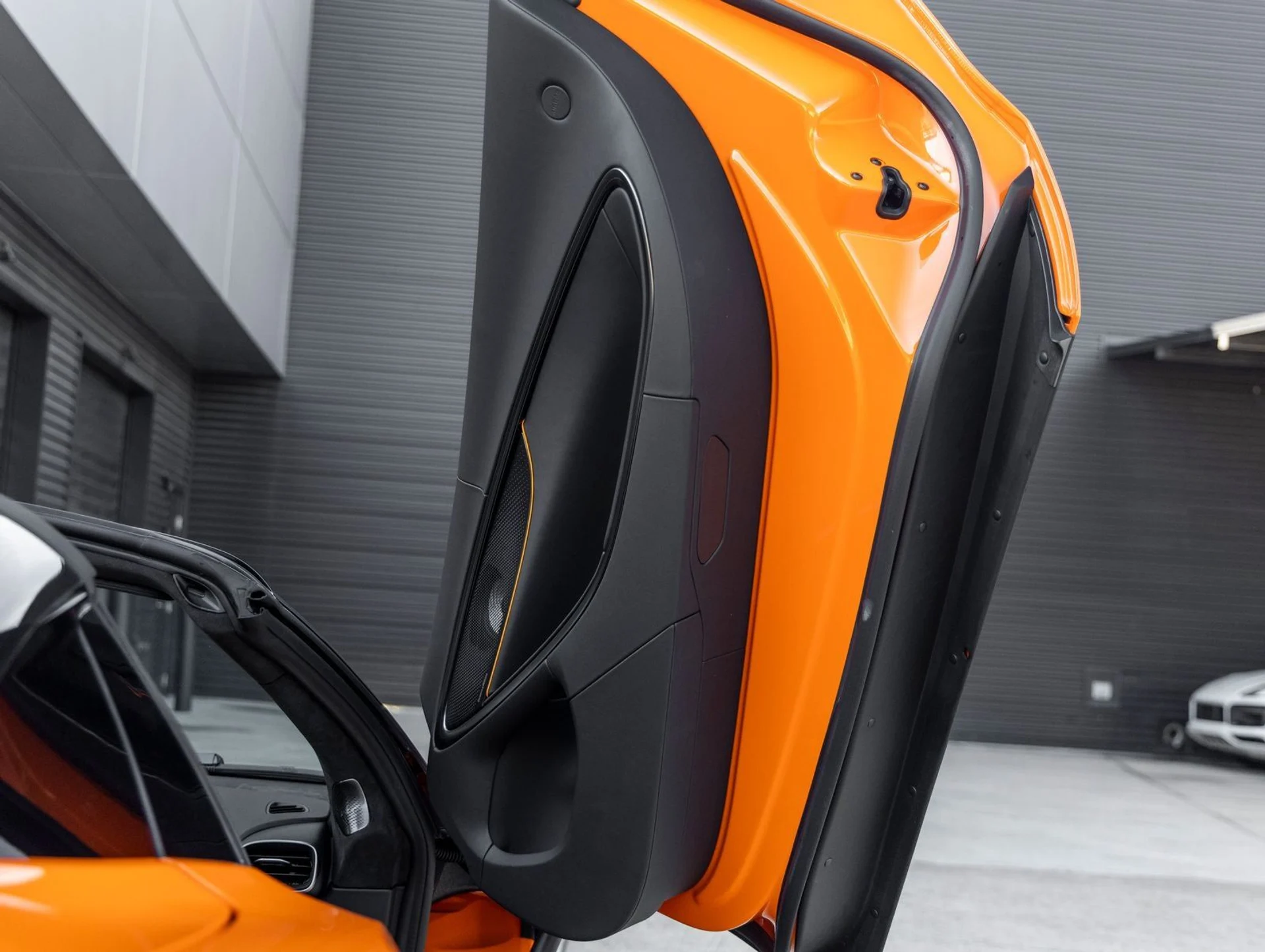 mph034_1561372637_35_f78f7c213a