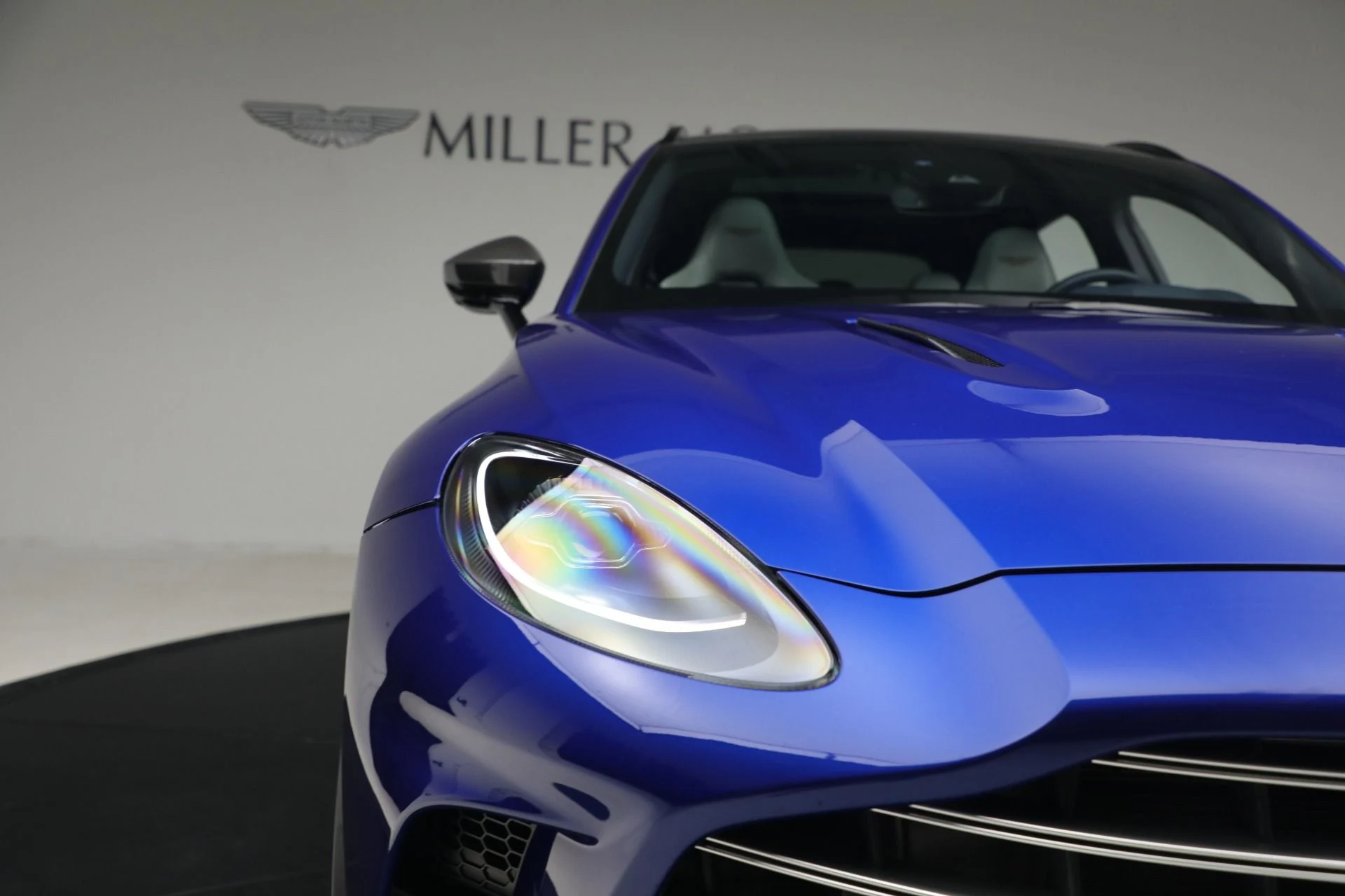 mph034_1593574151_Used_2024_Aston_Martin_DBX_707_1761597901_b029c0dbf9