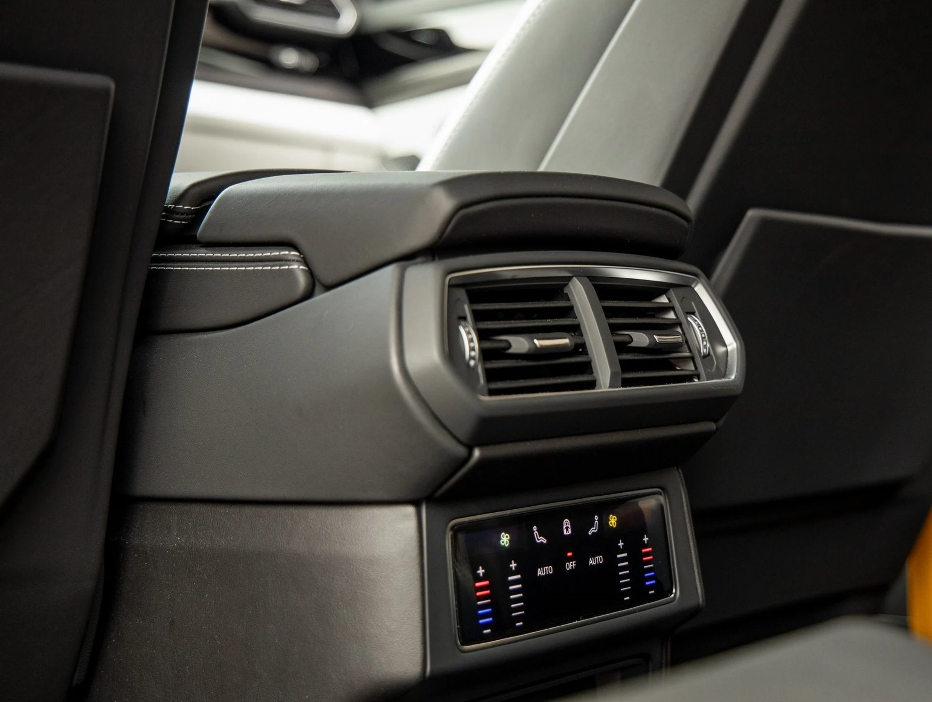 mph034_1595767388_35_f26b355c85