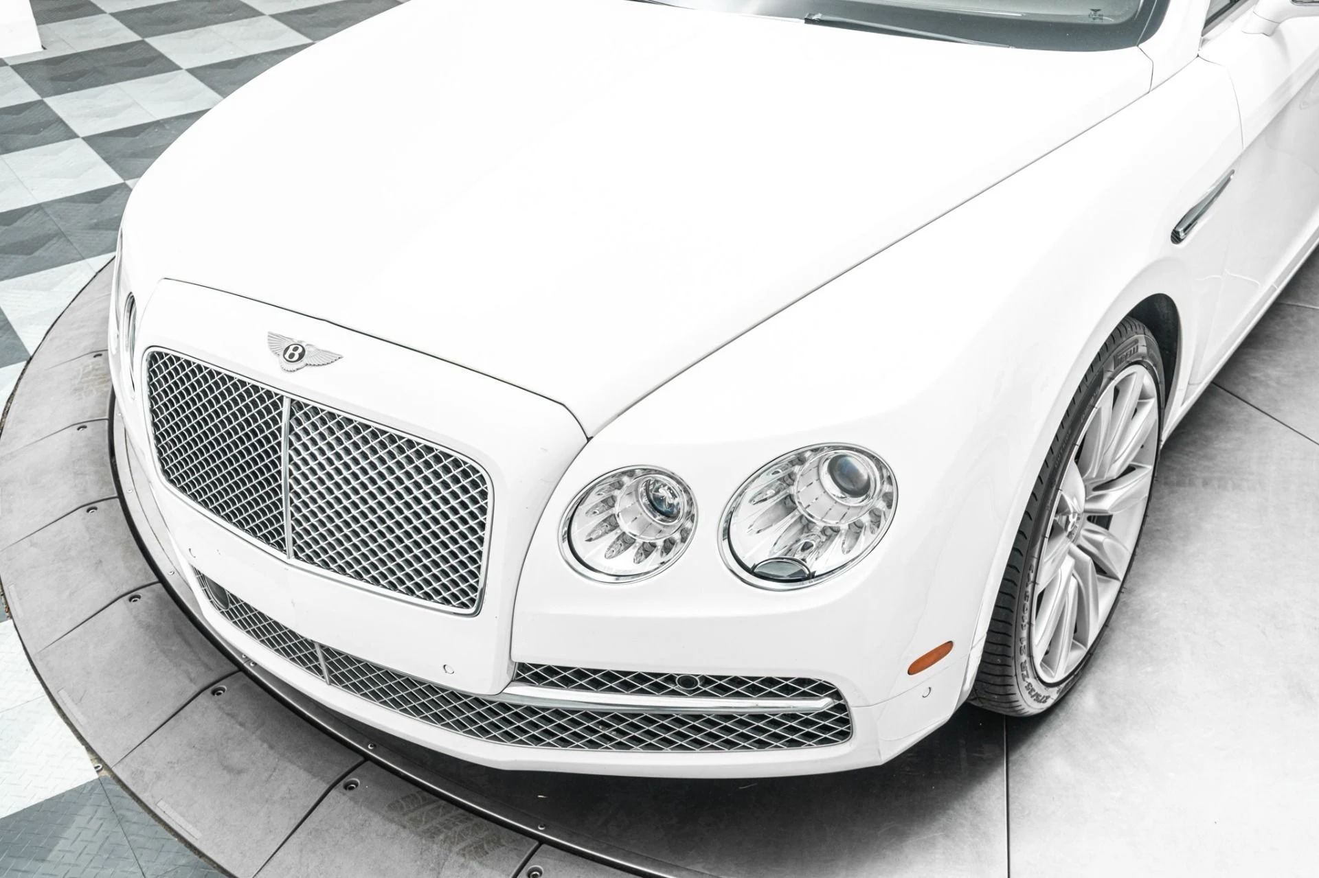 mph034_1601549243_Used_2017_Bentley_Flying_Spur_W12_1784311840_24ca3261aa