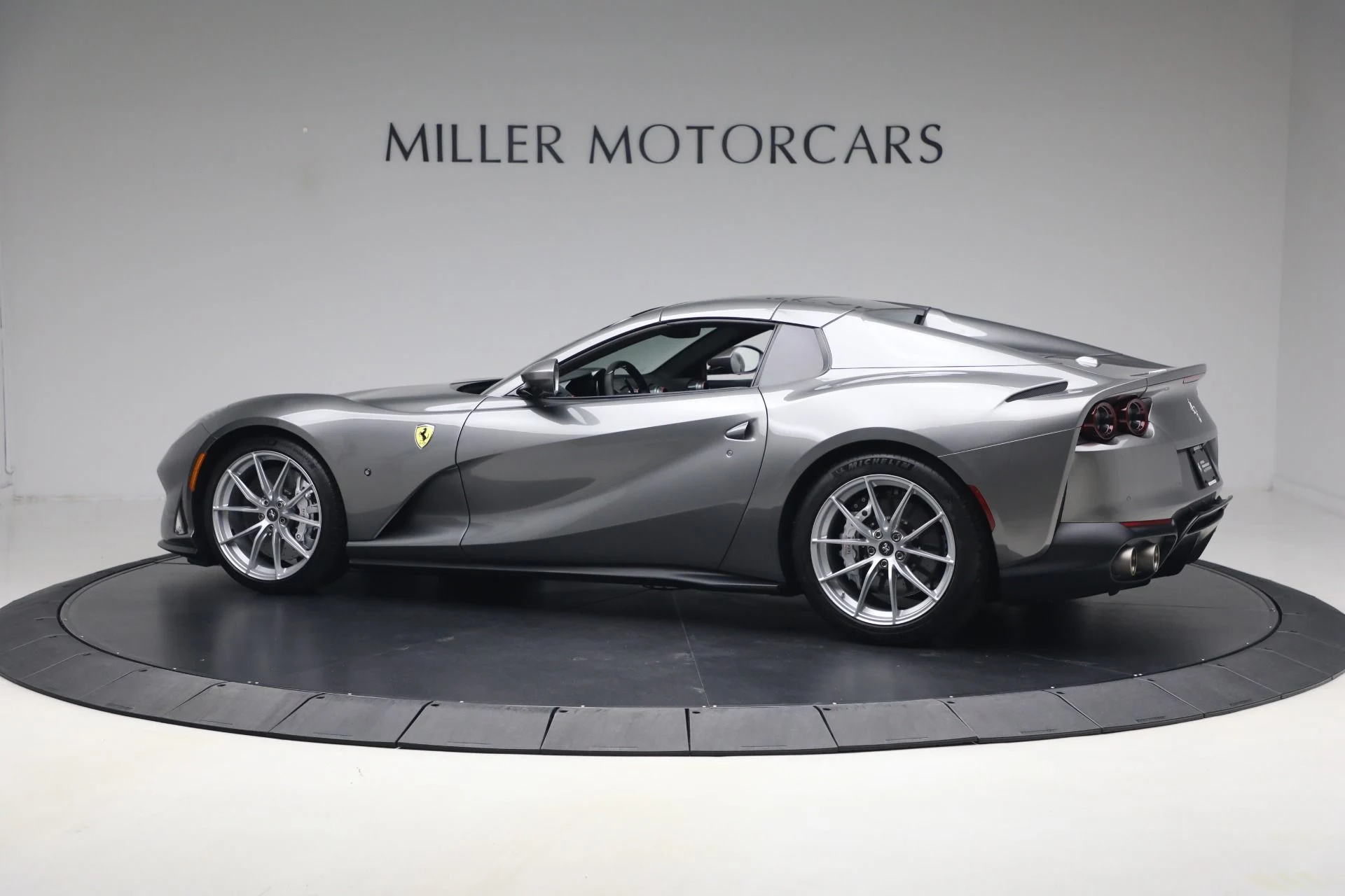 mph034_160624644_Used_2021_Ferrari_812_GTS_1781727053_93f13d6461