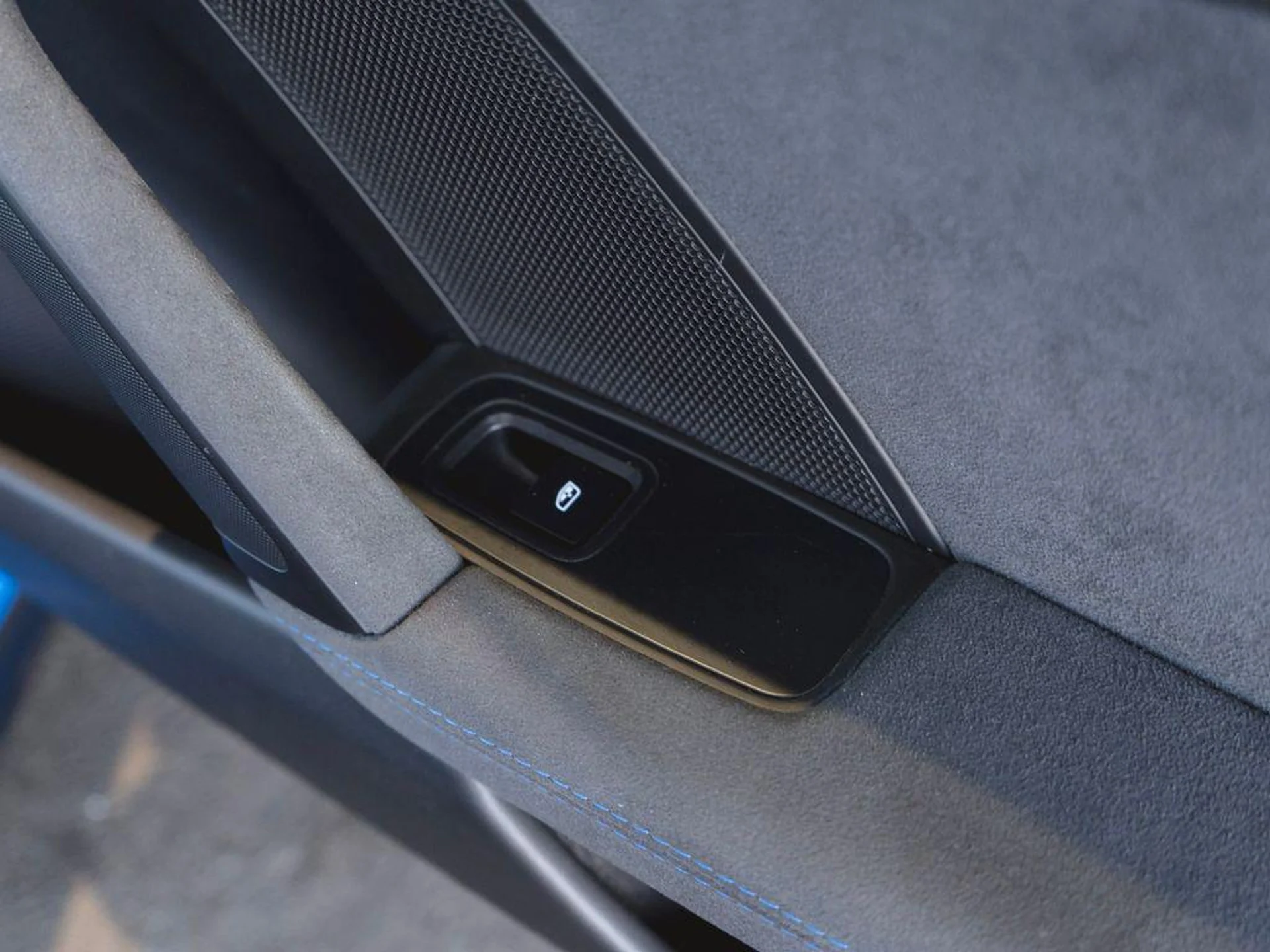 mph034_1620465360_nuwqlh_HU_Bp6r_D_Lu_Lk_IGIW_Pl9w2_Q_a99c692e8a