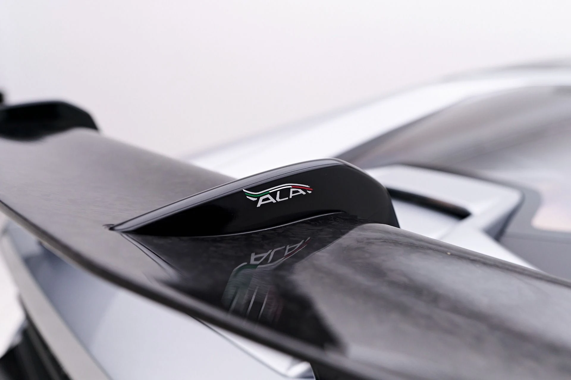 mph034_1620562410_Used_2018_Lamborghini_Huracan_Performante_1761069161_2d9146edfd