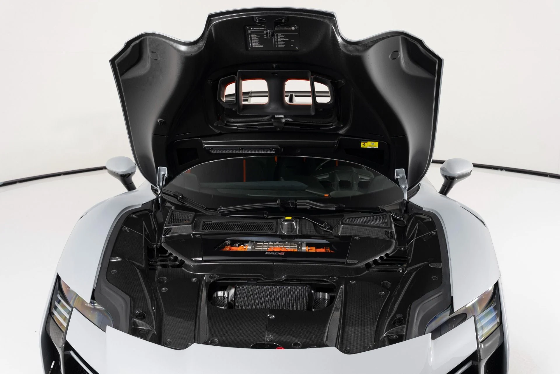 mph034_1620951796_Used_2024_Ferrari_SF_90_XX_1757543695_bd168b1e6e