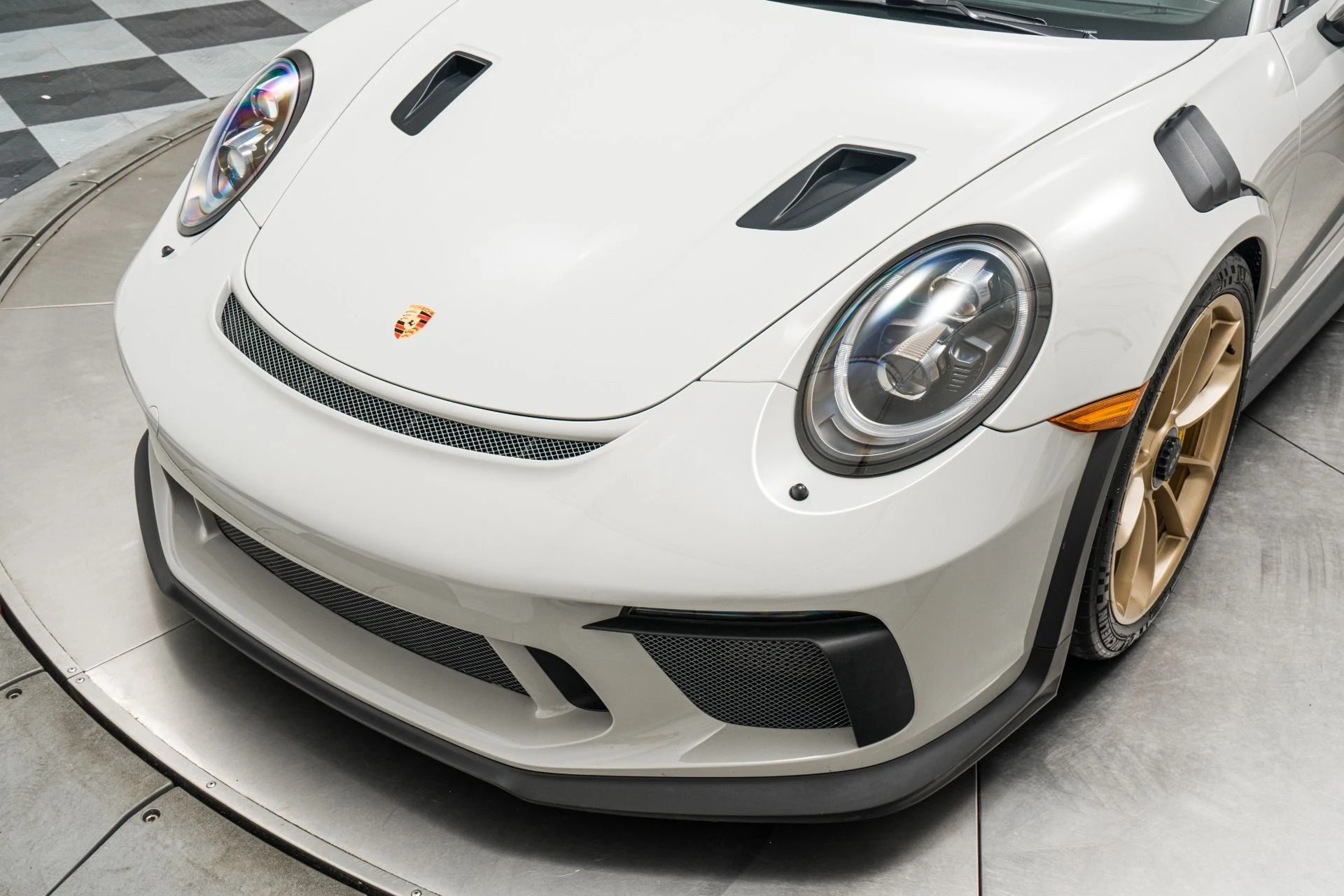 mph034_1626647283_Used_2019_Porsche_911_GT_3_RS_Carbon_Ceramic_Brakes_Carbon_Fiber_Seats_1769460443_bc20ab7254