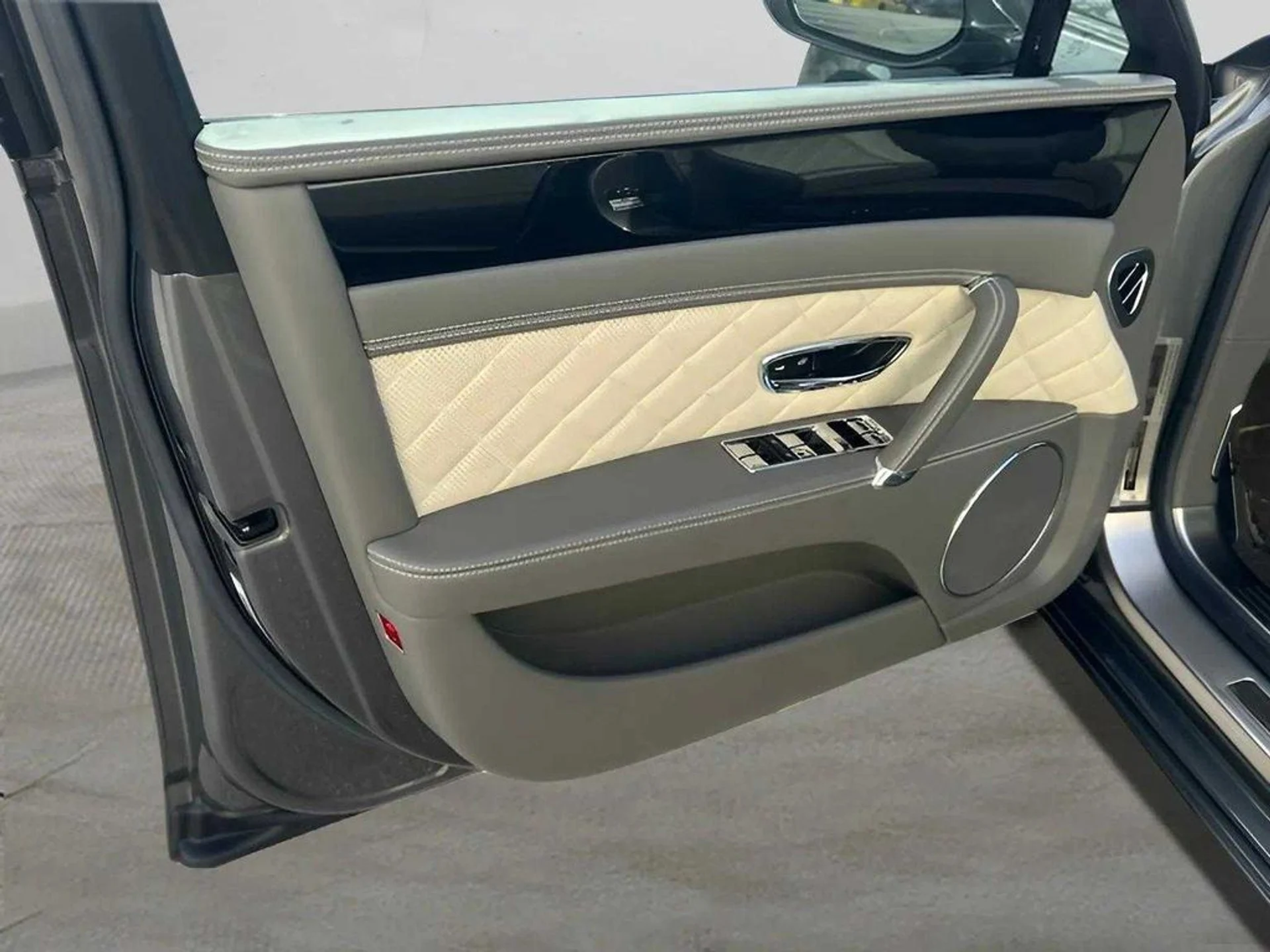 mph034_1626765387_8813f17a765367757efb69faa91e8cefx_d7809f00a1