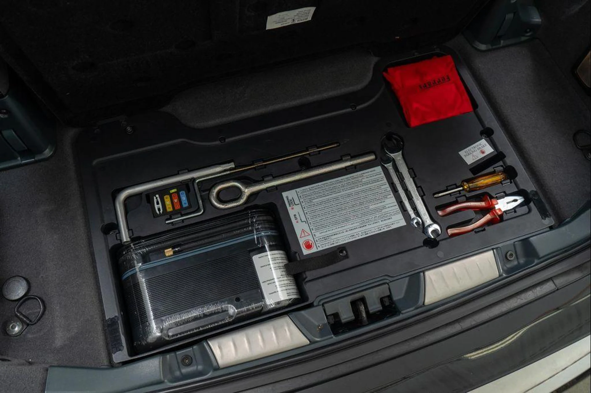 mph034_1658580311_jolh6_Qf9_El_Tt_Vpwy_GY_Ps_Ki_6_Z2_Y_8145de7f6a