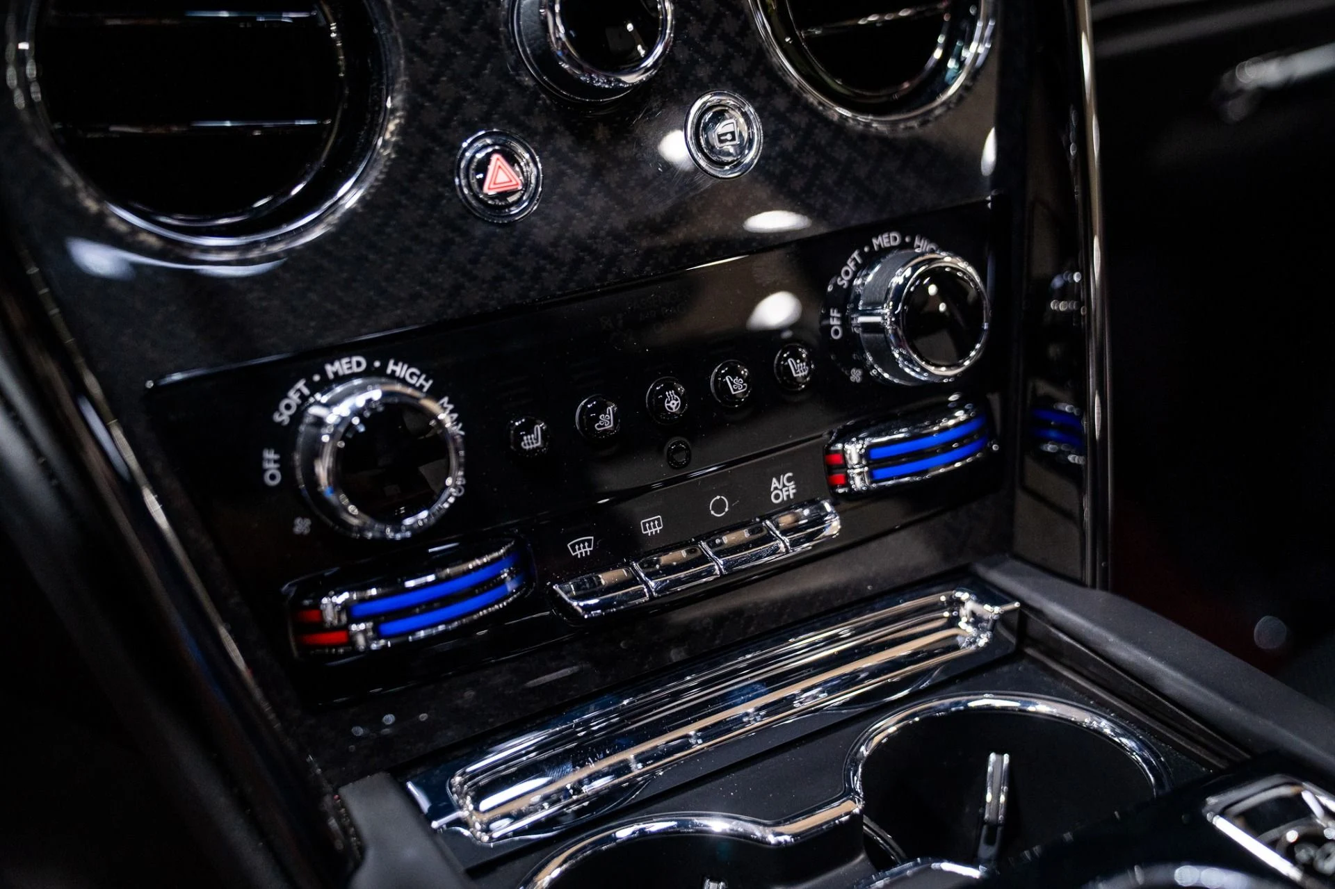 mph034_1665558755_Used_2022_Rolls_Royce_Black_Badge_Cullinan_Urban_Automotive_Widebody_HRE_wheels_1771025281_351b42e5ce