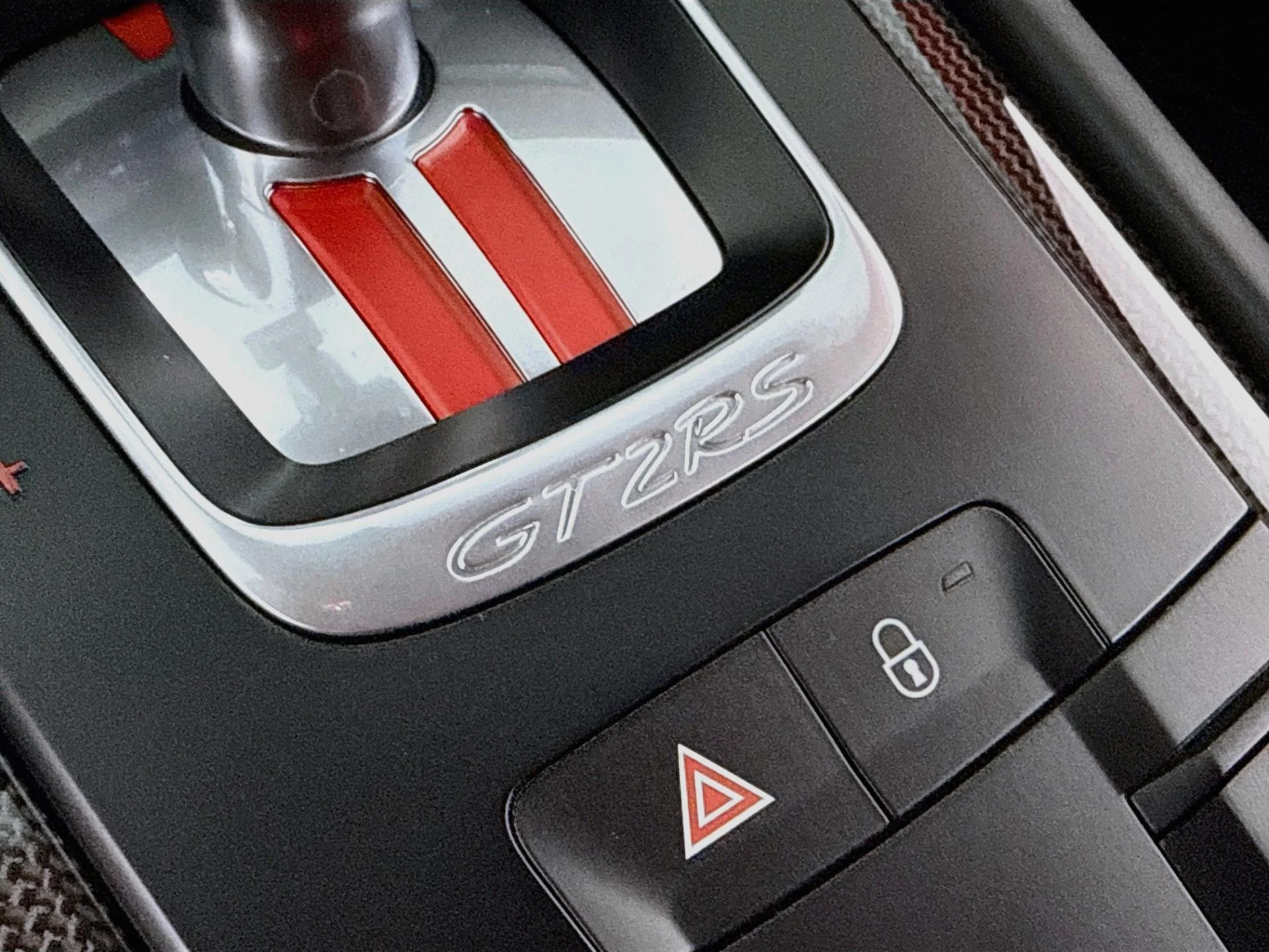 mph034_1667391287_Used_2018_Porsche_911_GT_2_RS_1785886168_e2cff99b14