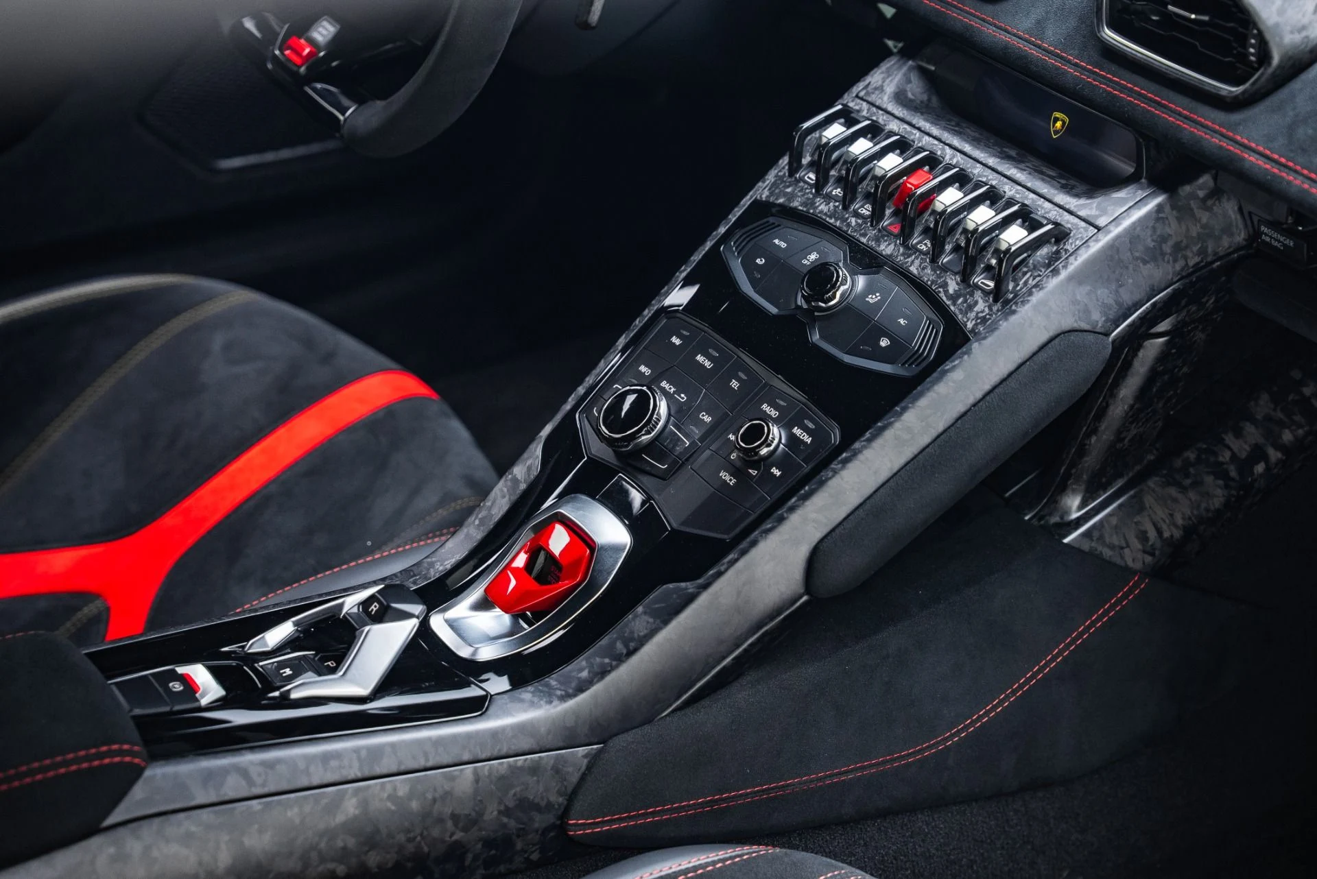 mph034_1671928990_Used_2018_Lamborghini_Huracan_LP_640_4_Performante_1765562494_37da5cc329