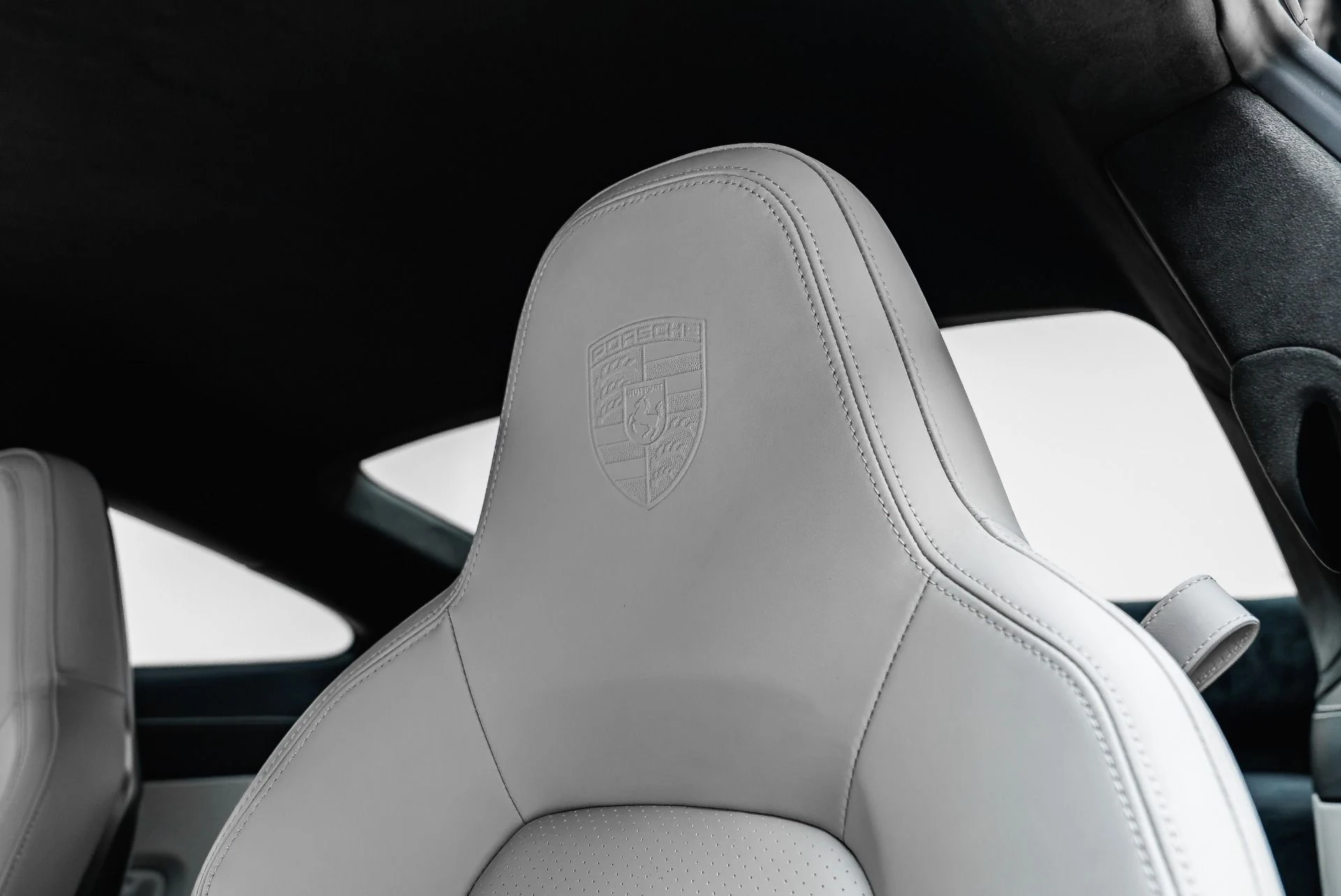 mph034_1674991393_Used_2023_Porsche_911_GT_3_Touring_1784230758_8686083eeb