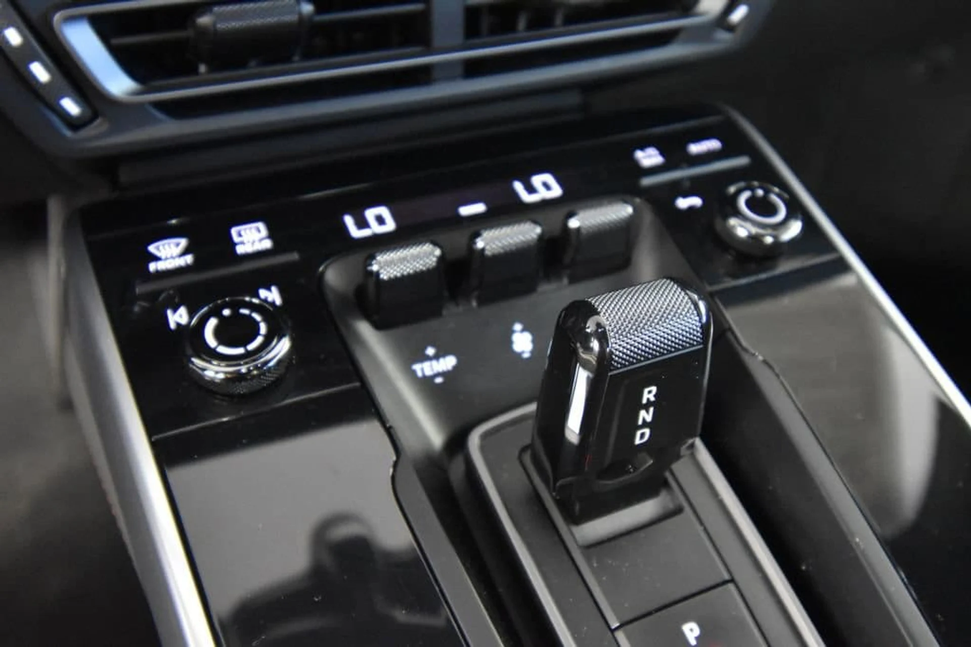 mph034_1676071044_baade7ff8d8ba50c2ffa798d6322f228x_e5570dff3d