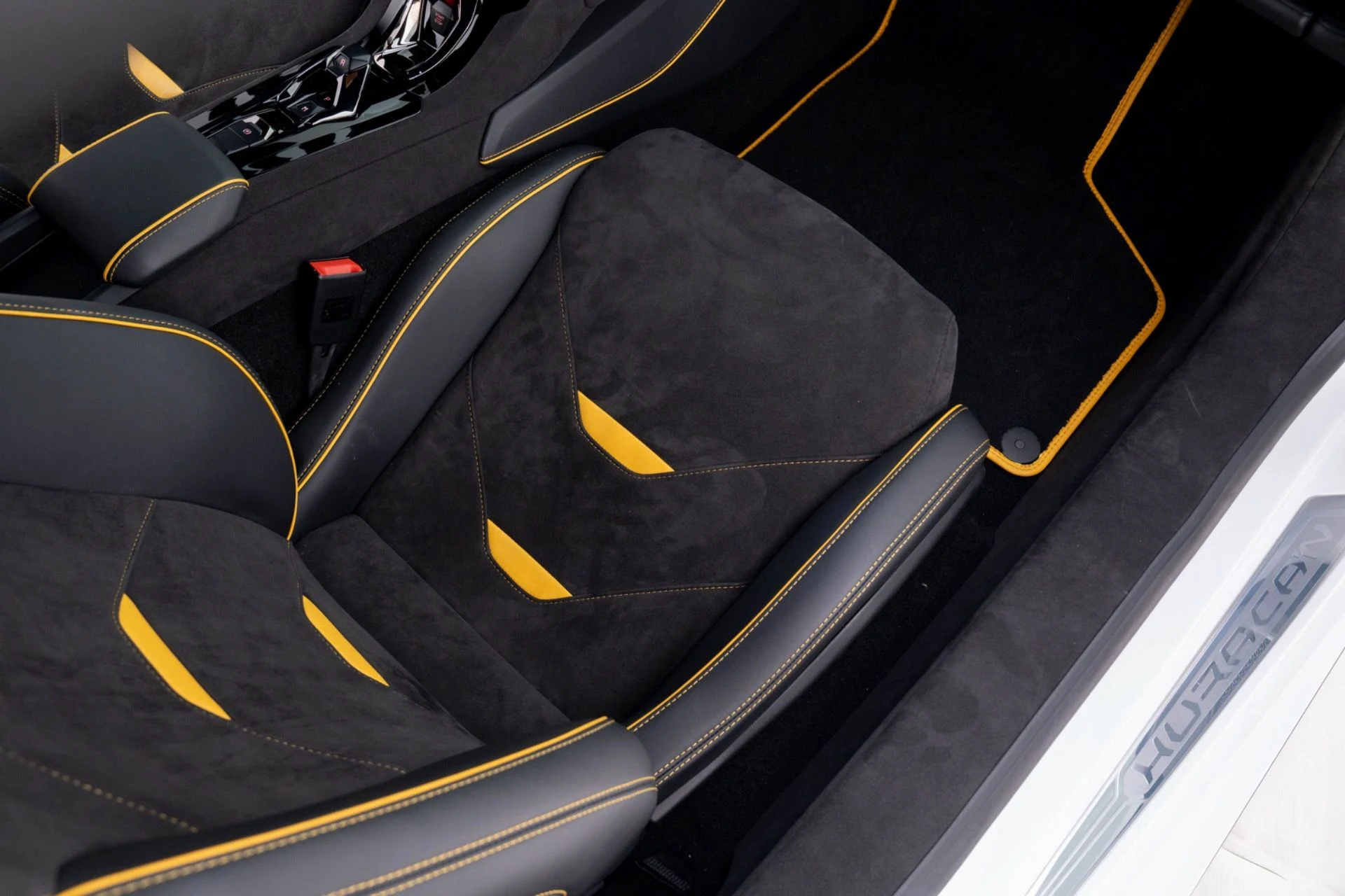 mph034_1685149524_Used_2023_Lamborghini_Huracan_Tecnica_1781823002_3d209fcbd9