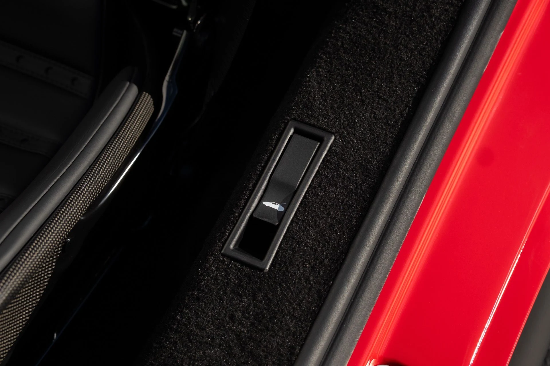 mph034_1686204528_Used_2024_Ferrari_SF_90_Spider_1759287826_153e9ac7d1