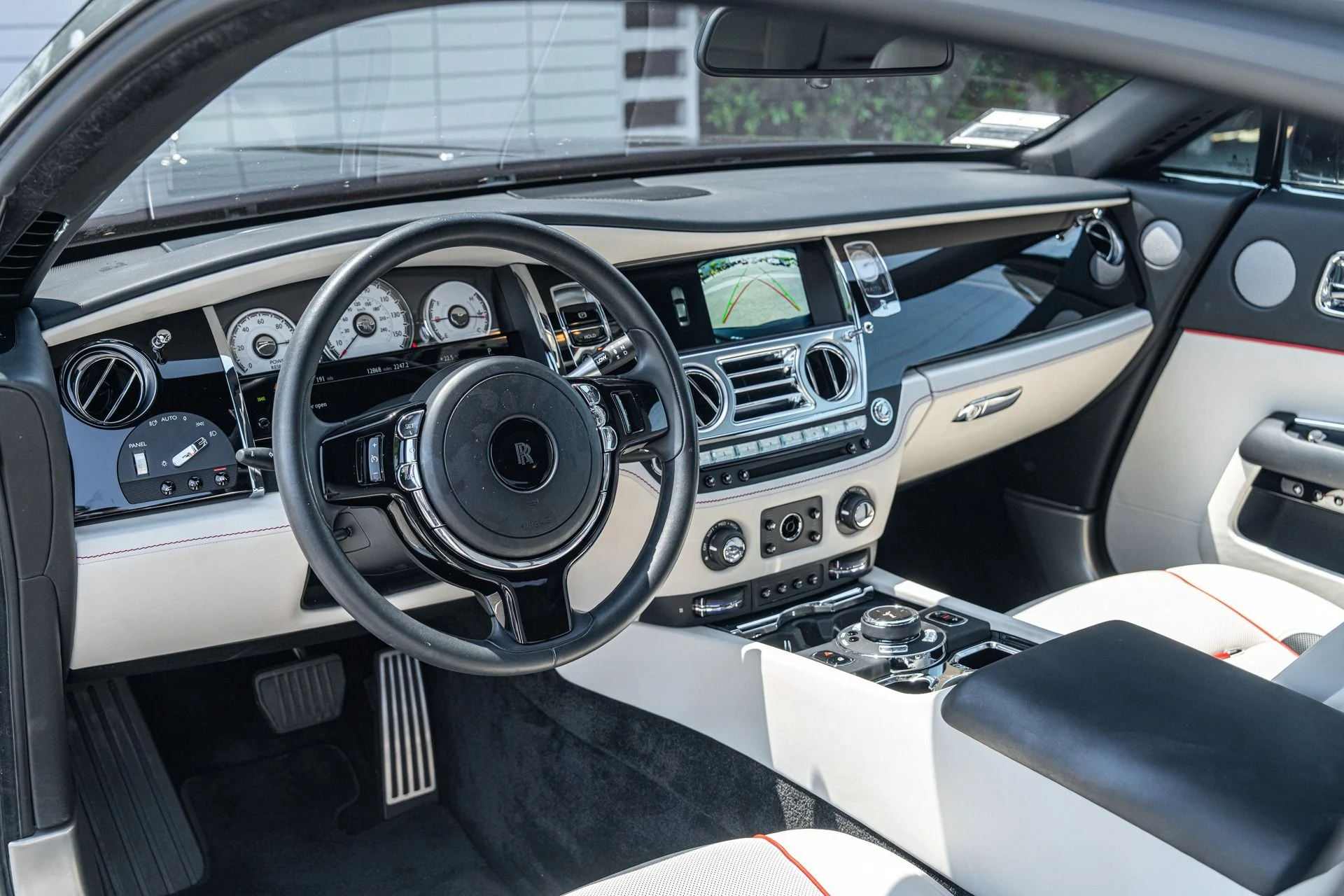 mph034_1688331132_Used_2018_Rolls_Royce_Wraith_1752607028_19296b6432