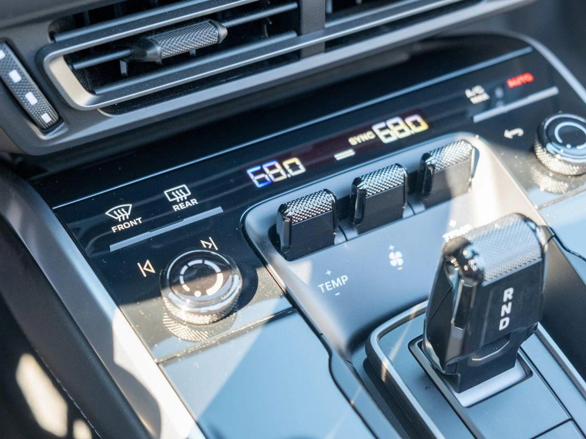 mph034_1692582108_ah58k0_Z9d_Rd_ZA_8_NCBR_7_Lph1_Ipa4_03ea20310d