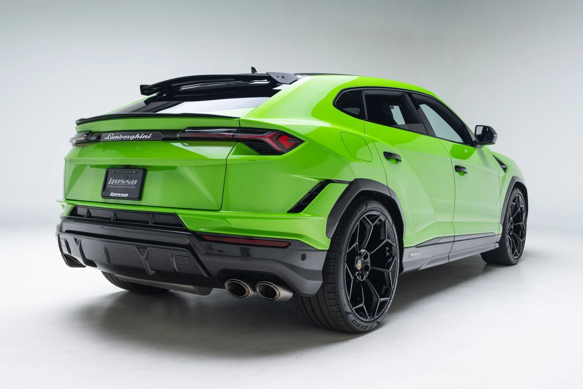 mph034_169263217_Used_2023_Lamborghini_Urus_Performante_1779121057_042ed15173