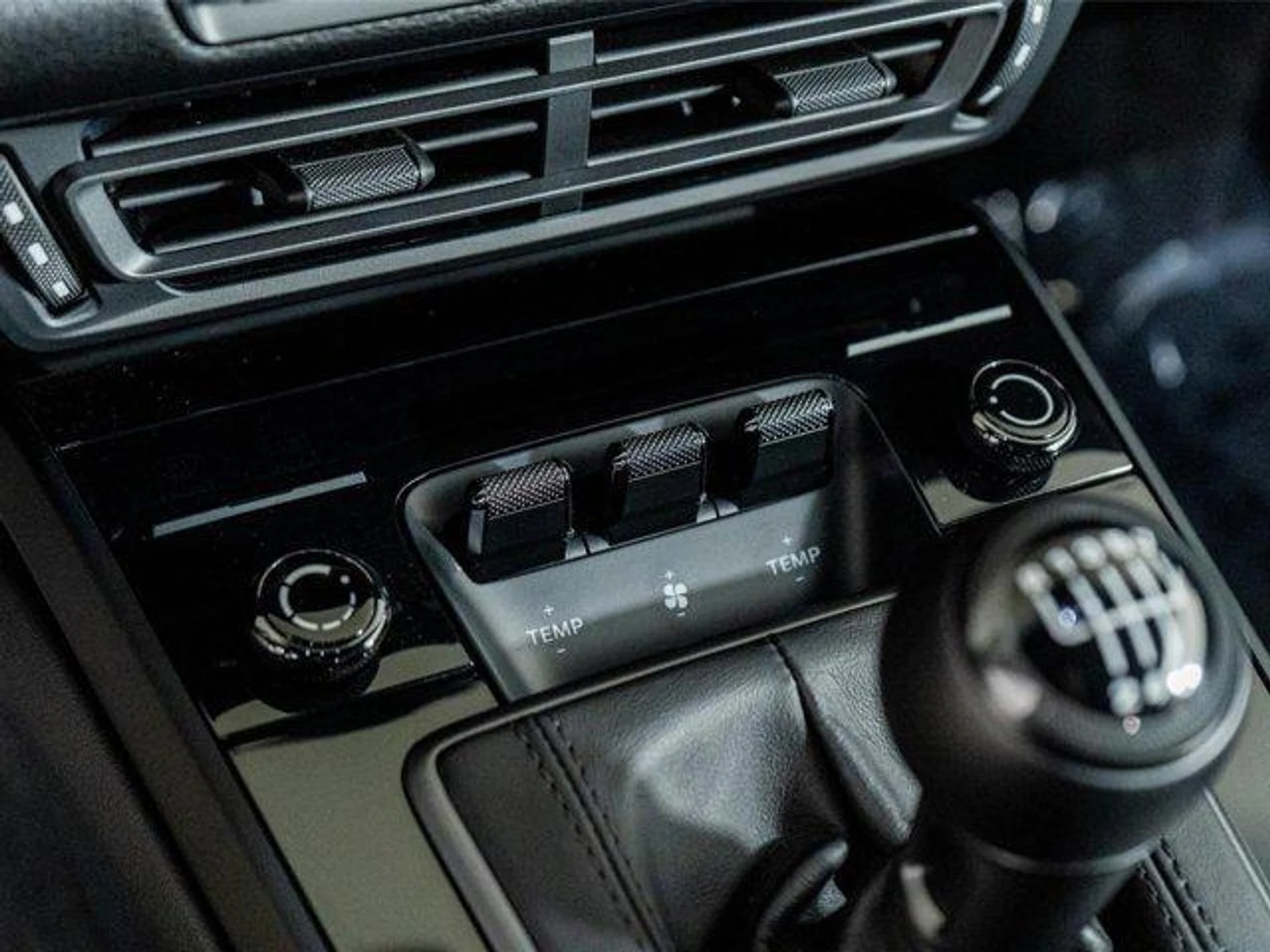 mph034_1706968824_t26_Dc_L8_Xb_Vzsm_H_2x_Aw_W_Vu_B_Jtk_U_11fbdfbc3a