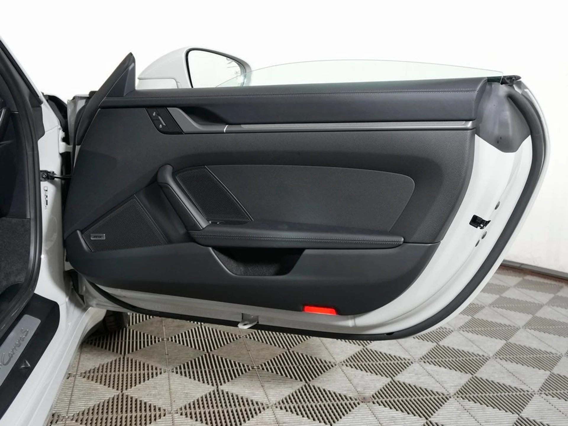 mph034_1727966269_35_2e7400d3ce