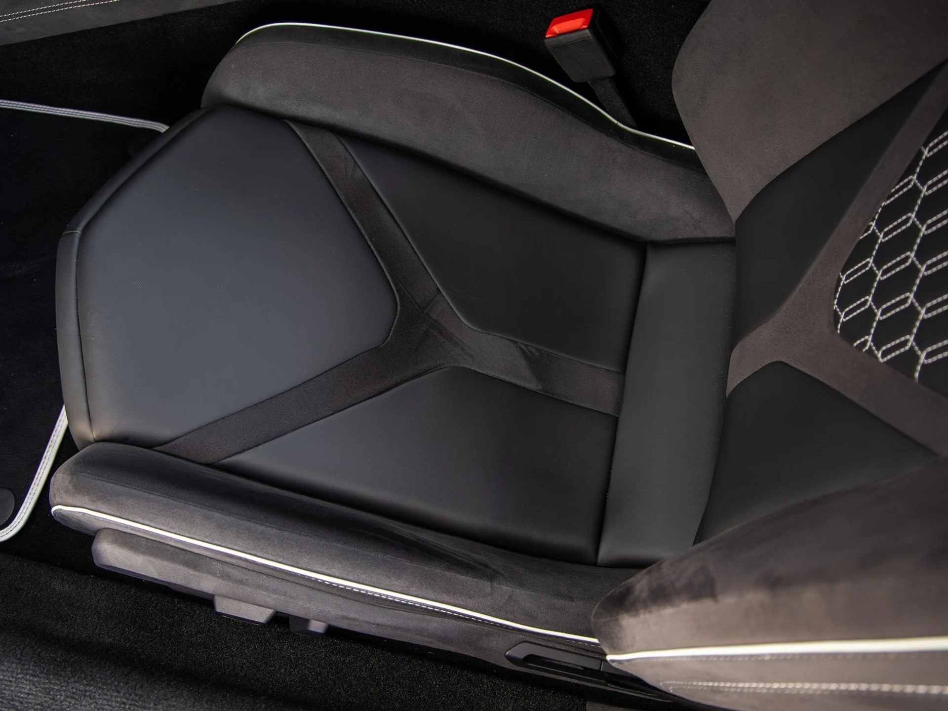 mph034_1728860219_35_36023877dd