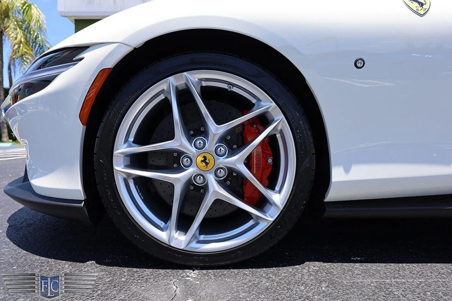 mph034_1737092128_used_2025_ferrari_roma_spider_convertible_6305_22870427_35_1024_3cdc6180e7