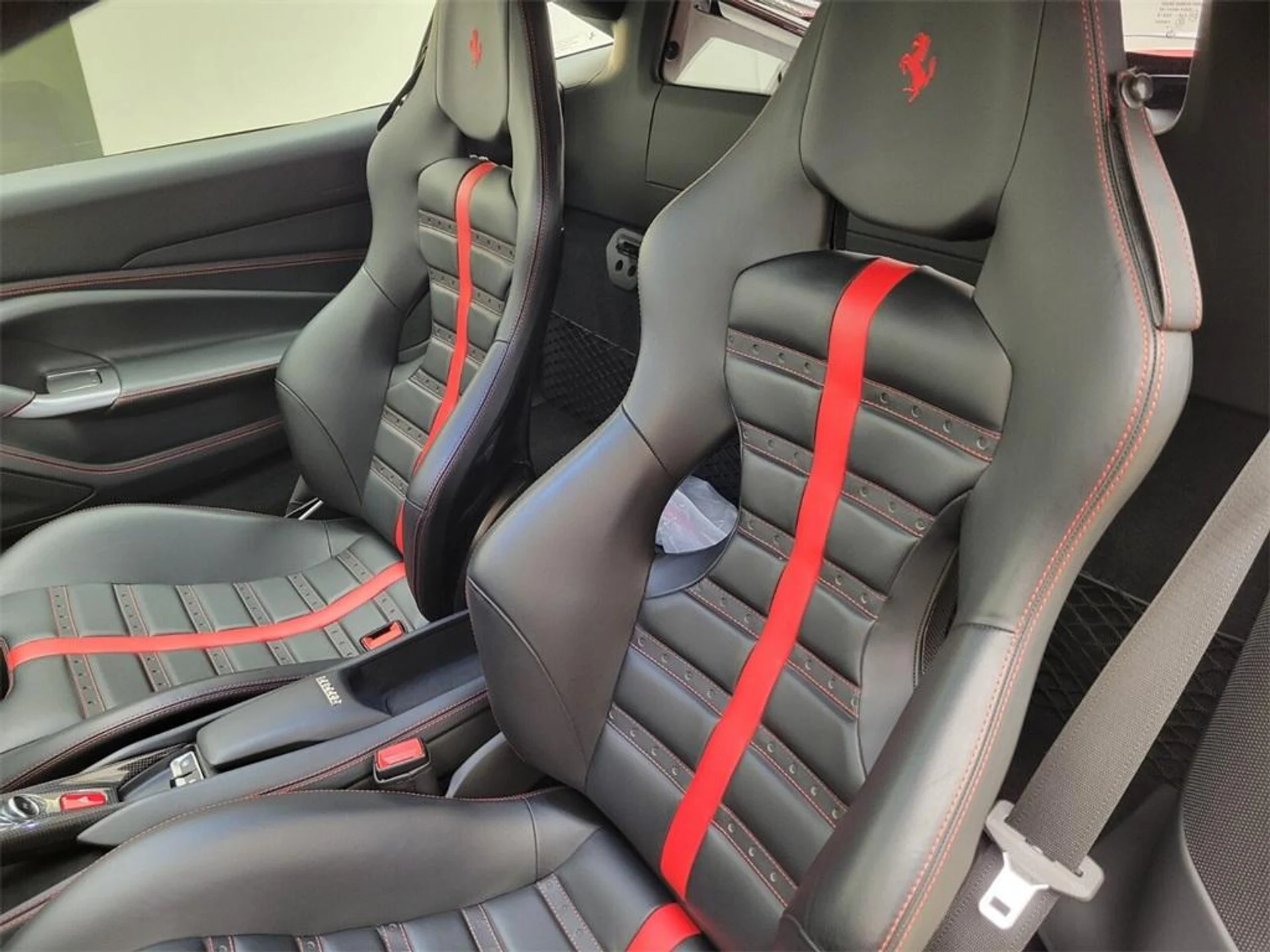 mph034_1738450670_Used_2020_Ferrari_F8_Tributo_1716042527_b337fb9cb0